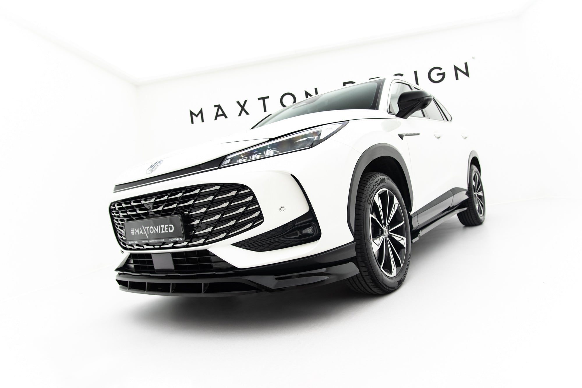 Maxton Design Splitter delantero para MG HS Mk2 - imagen 1