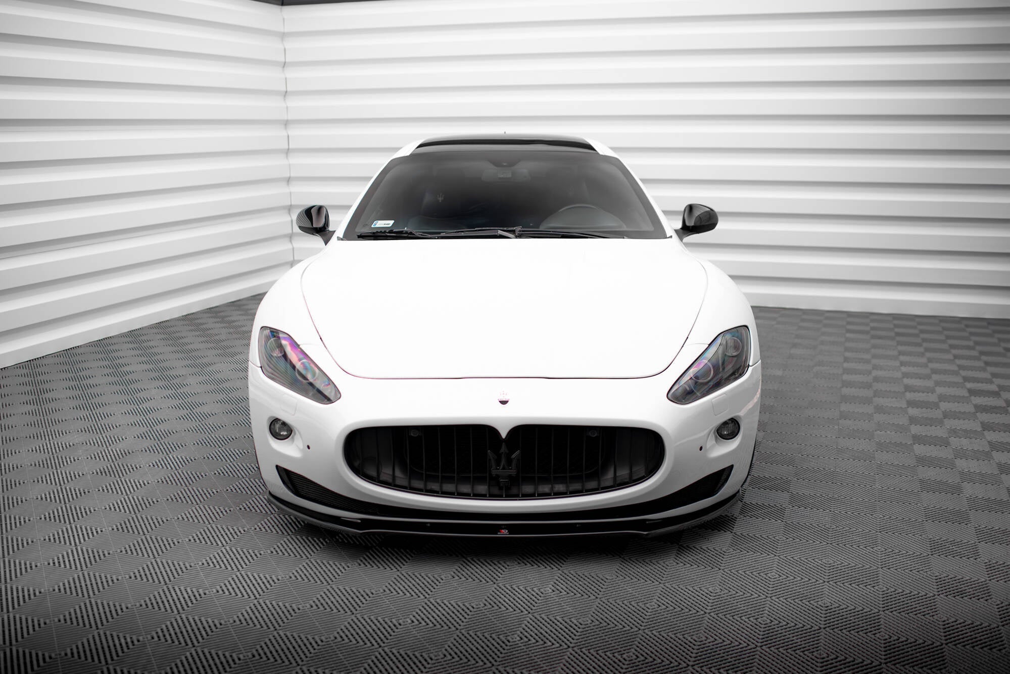 Maxton Design Splitter delantero para Maserati Granturismo Mk1 - imagen 2