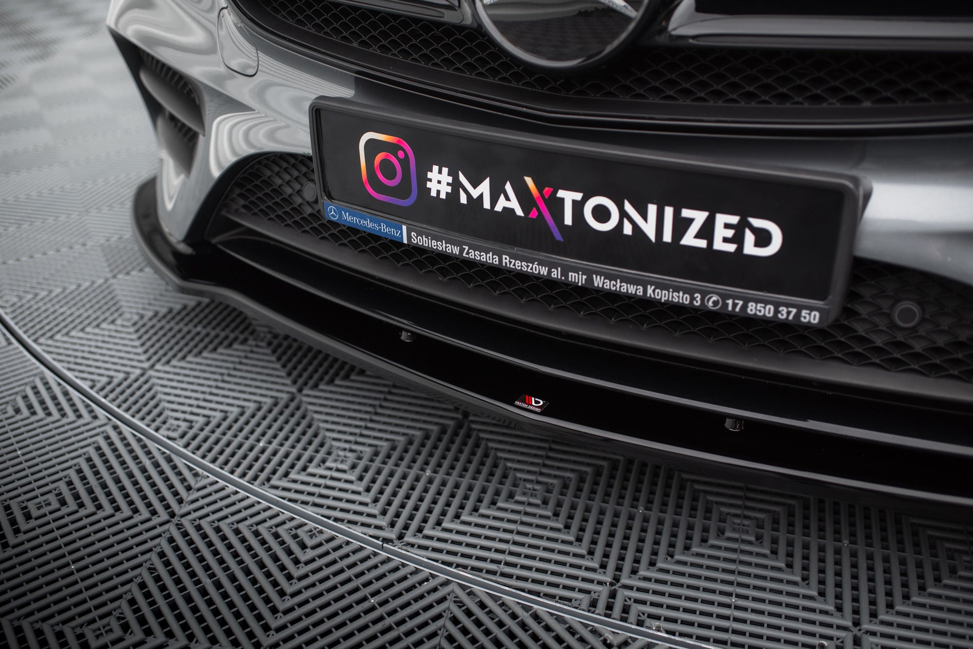 Maxton Design Splitter delantero para Mercedes-Benz E43 AMG / AMG-Line Sedan / Estate W213 / S213 - imagen 3