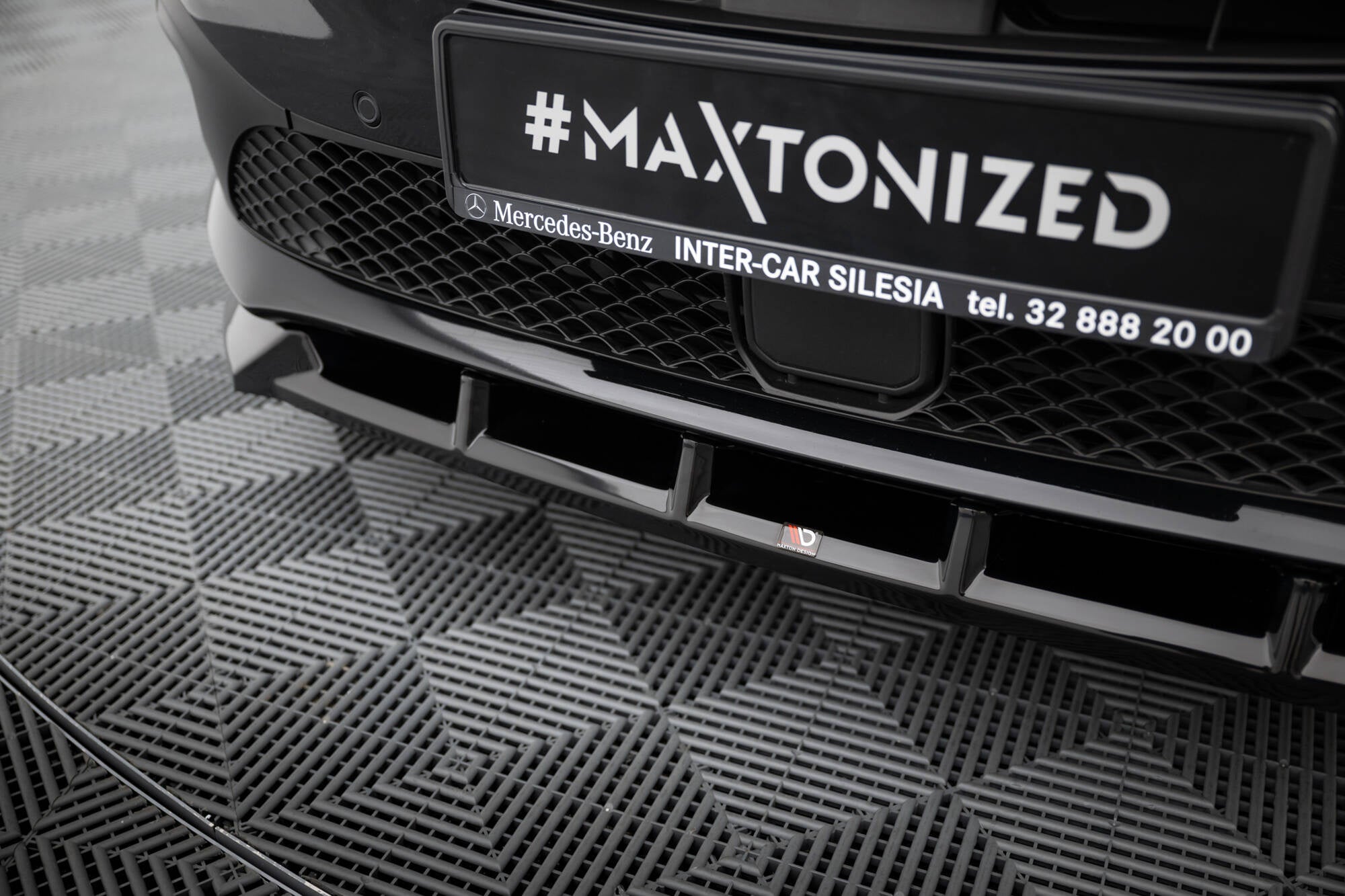 Maxton Design Splitter delantero para Mercedes-Benz T W420 - imagen 3