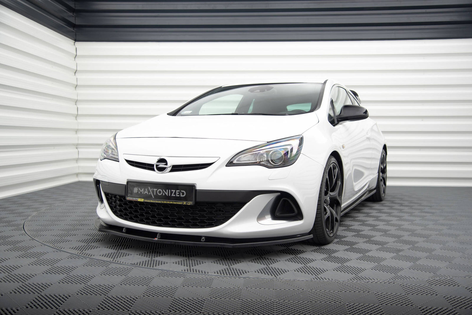 Maxton Design Splitter delantero V.1 para Opel Astra J OPC/VXR - imagen 1