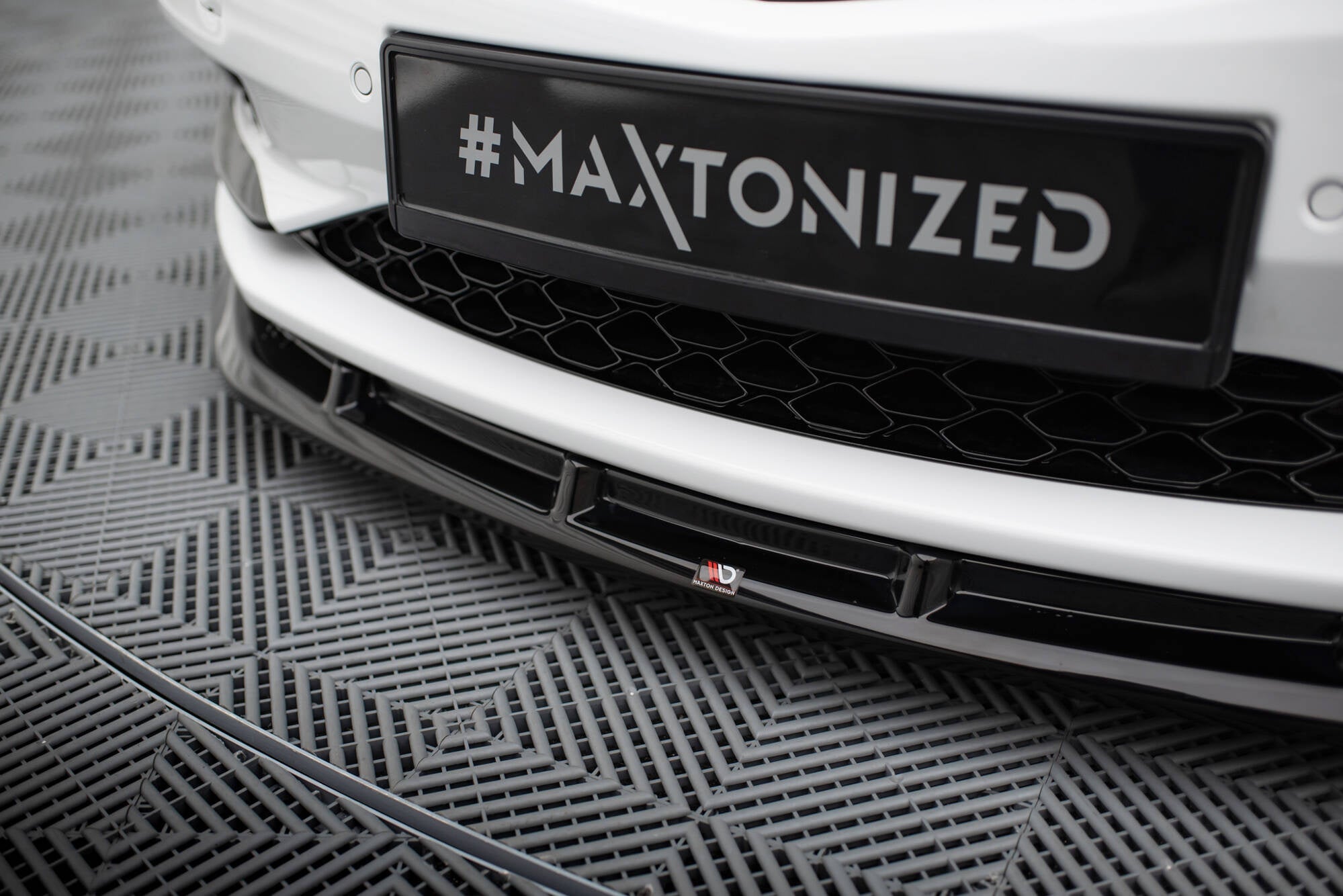 Maxton Design Splitter delantero para Opel Cascada - imagen 3