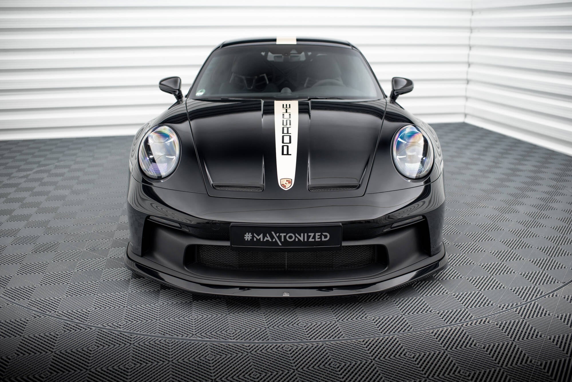 Maxton Design Splitter delantero para Porsche 911 992 GT3 - imagen 2