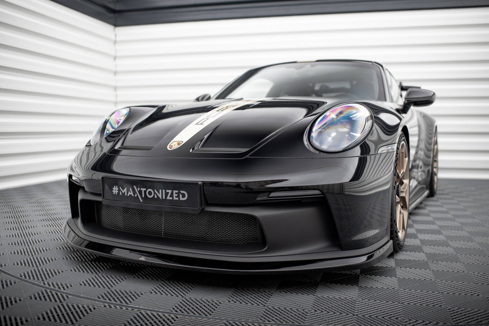 Maxton Design Splitter delantero para Porsche 911 992 GT3 - imagen 1