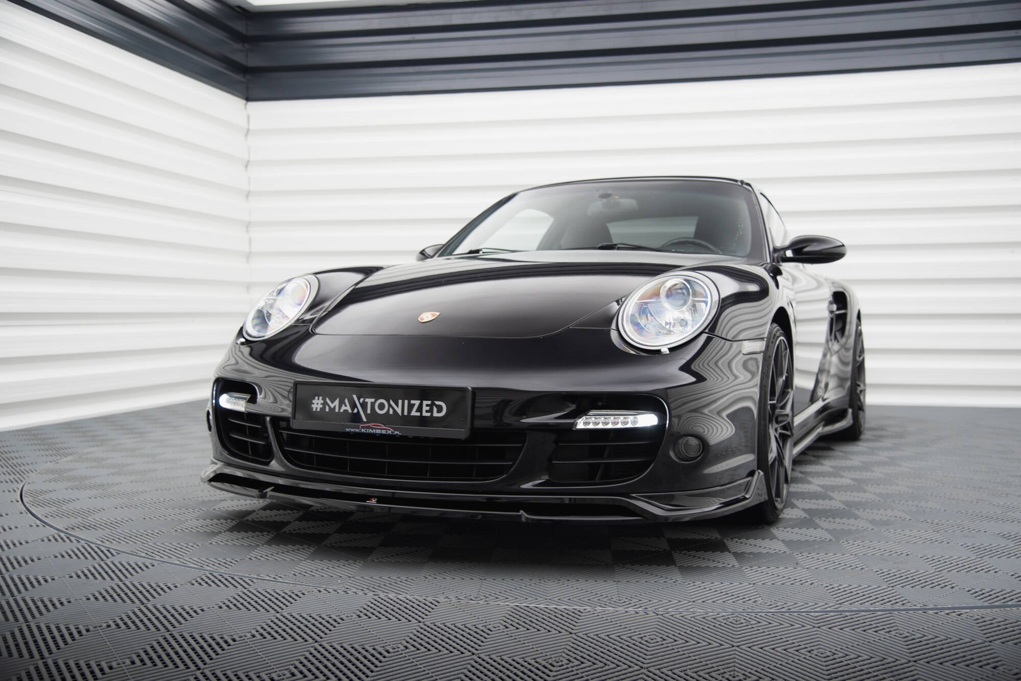 Maxton Design Splitter delantero para Porsche 911 Turbo 997 - imagen 1