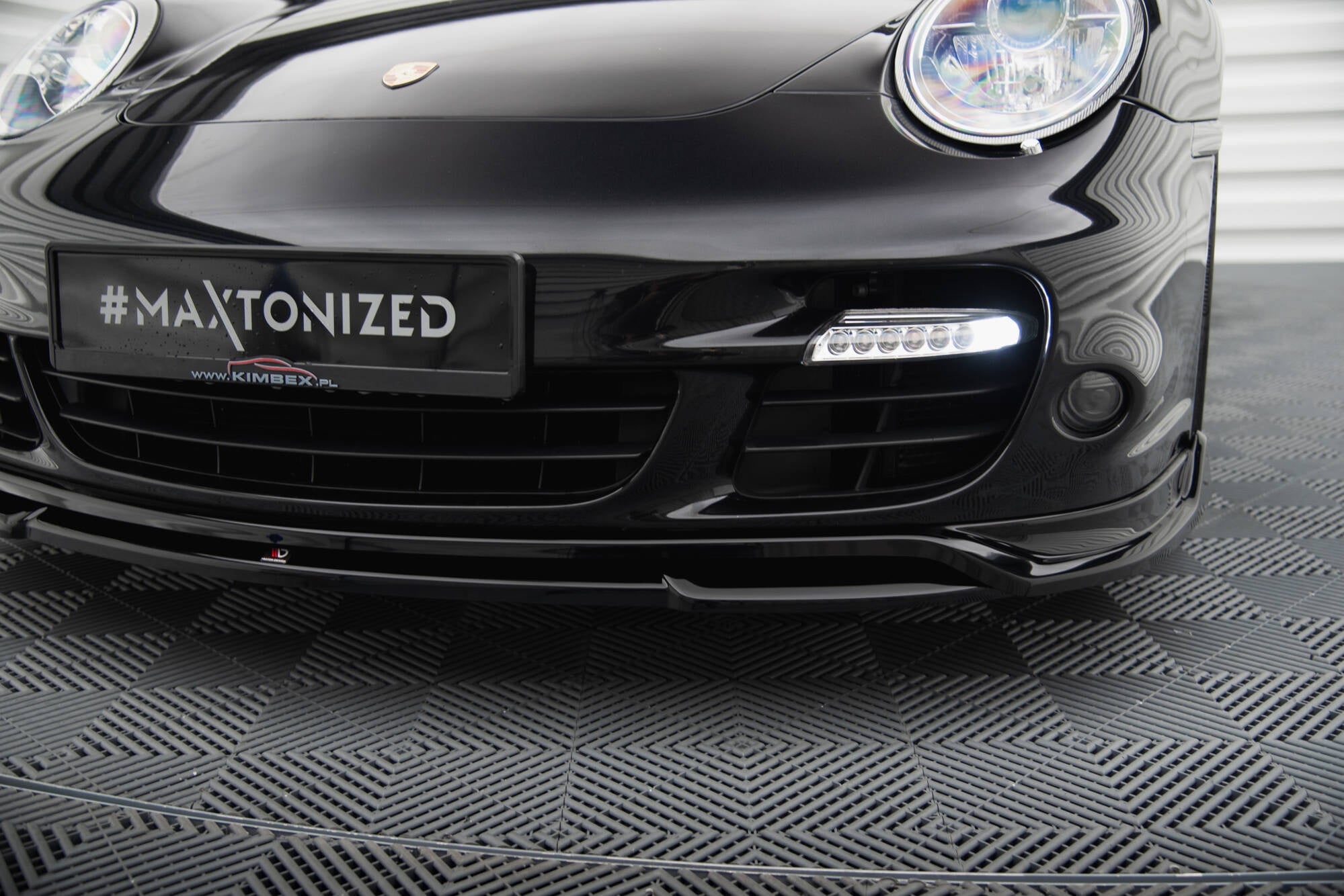 Maxton Design Splitter delantero para Porsche 911 Turbo 997 - imagen 4