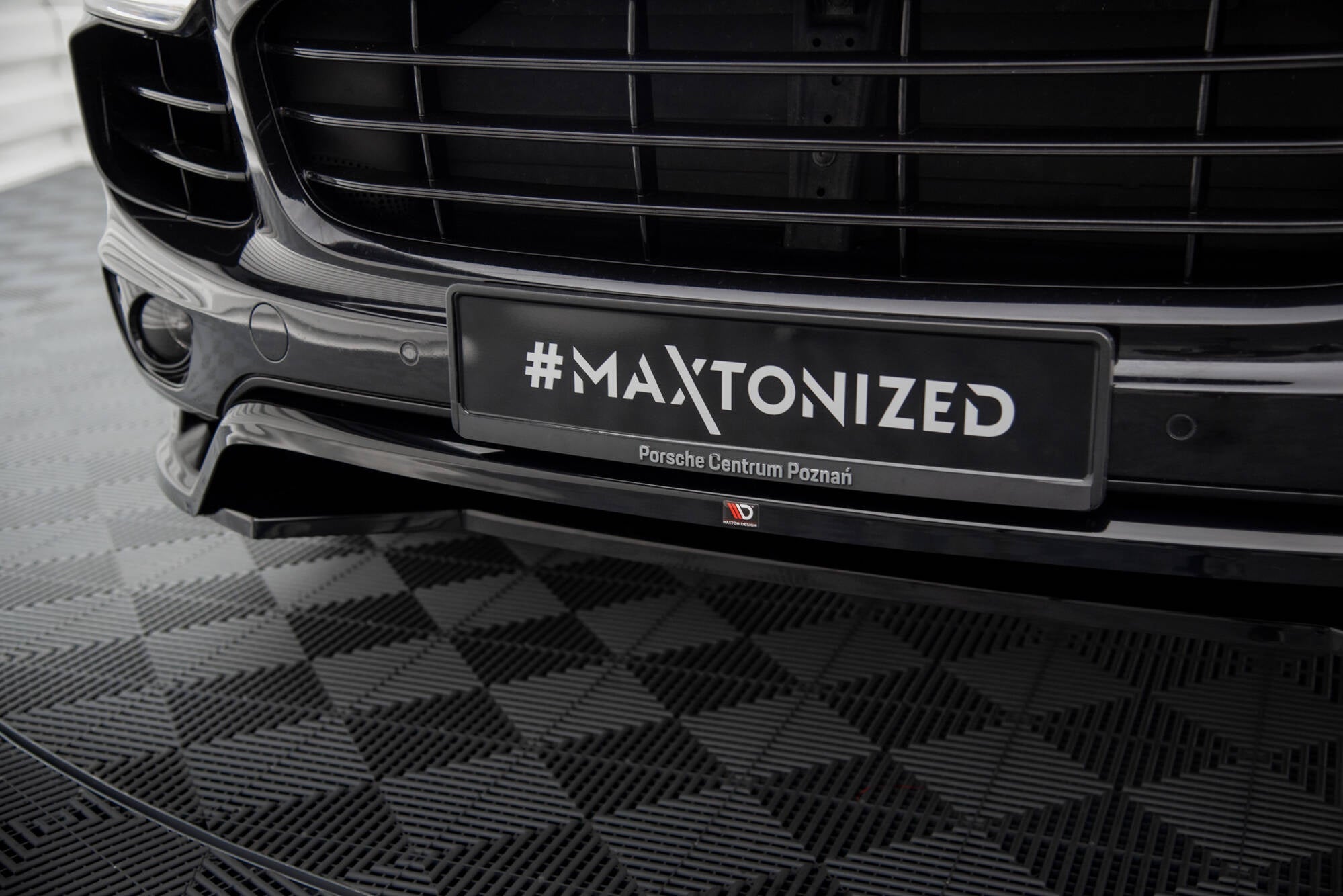 Maxton Design Splitter delantero para Porsche Cayenne Mk2 Facelift - imagen 3