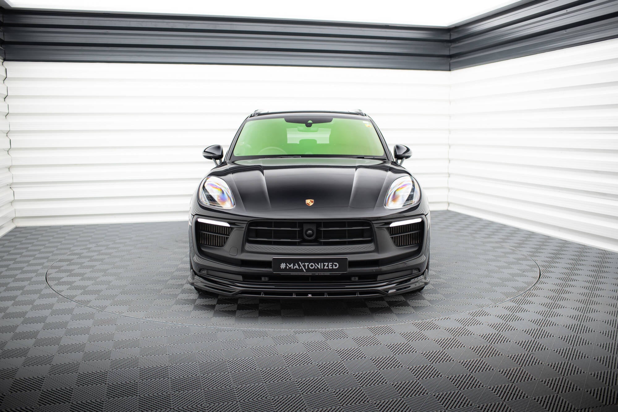 Maxton Design Splitter delantero para Porsche Macan GTS Mk1 Facelift 2 - imagen 2