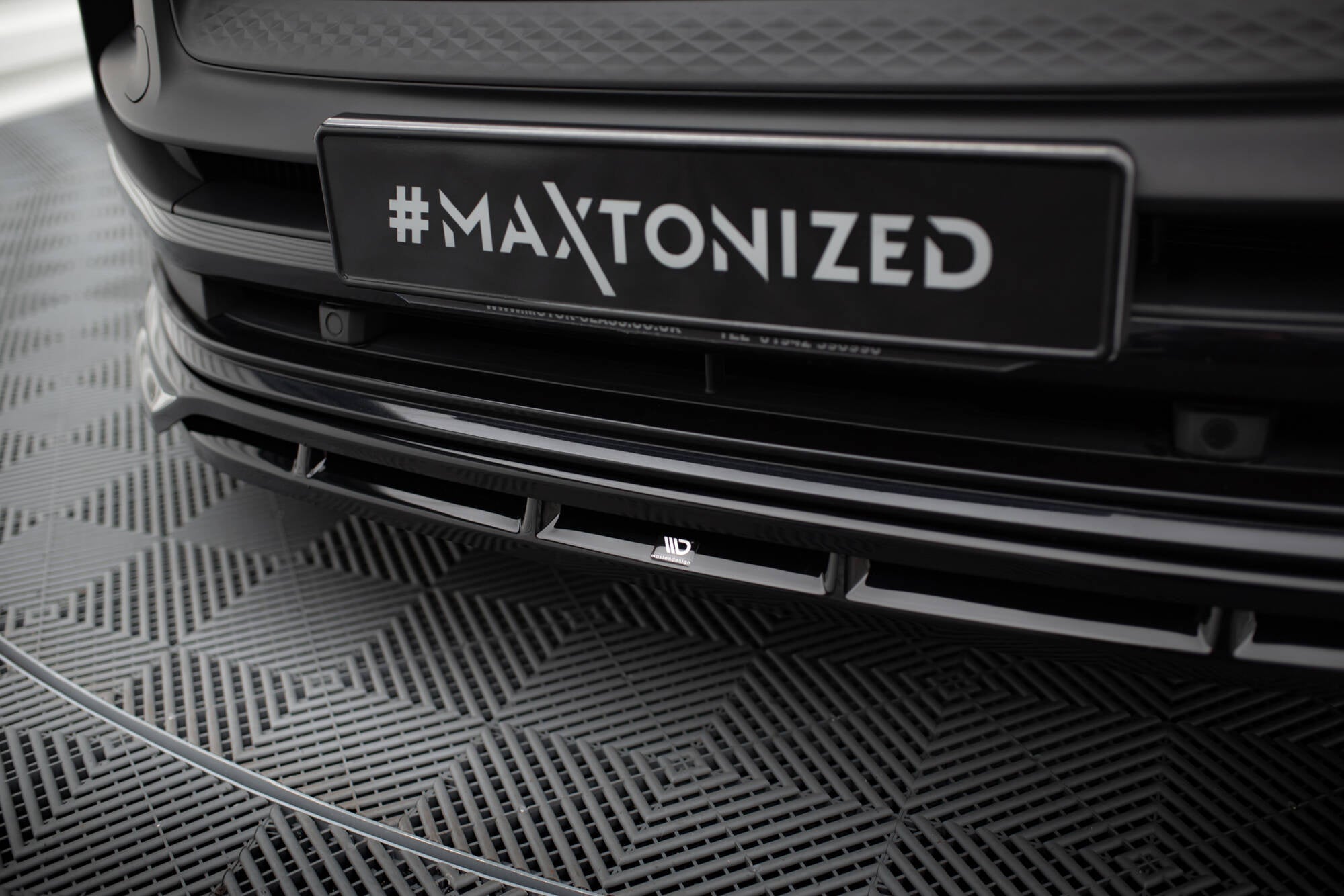 Maxton Design Splitter delantero para Porsche Macan GTS Mk1 Facelift 2 - imagen 3