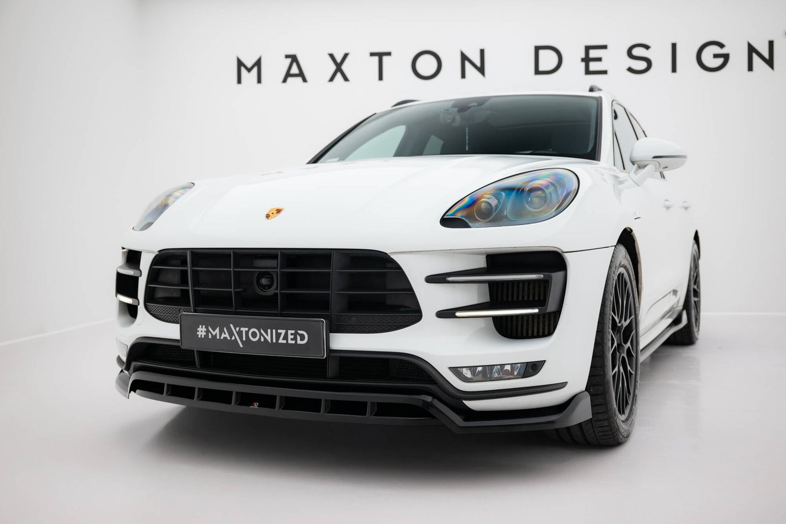 Maxton Design Splitter delantero para Porsche Macan Turbo Mk1 - imagen 1