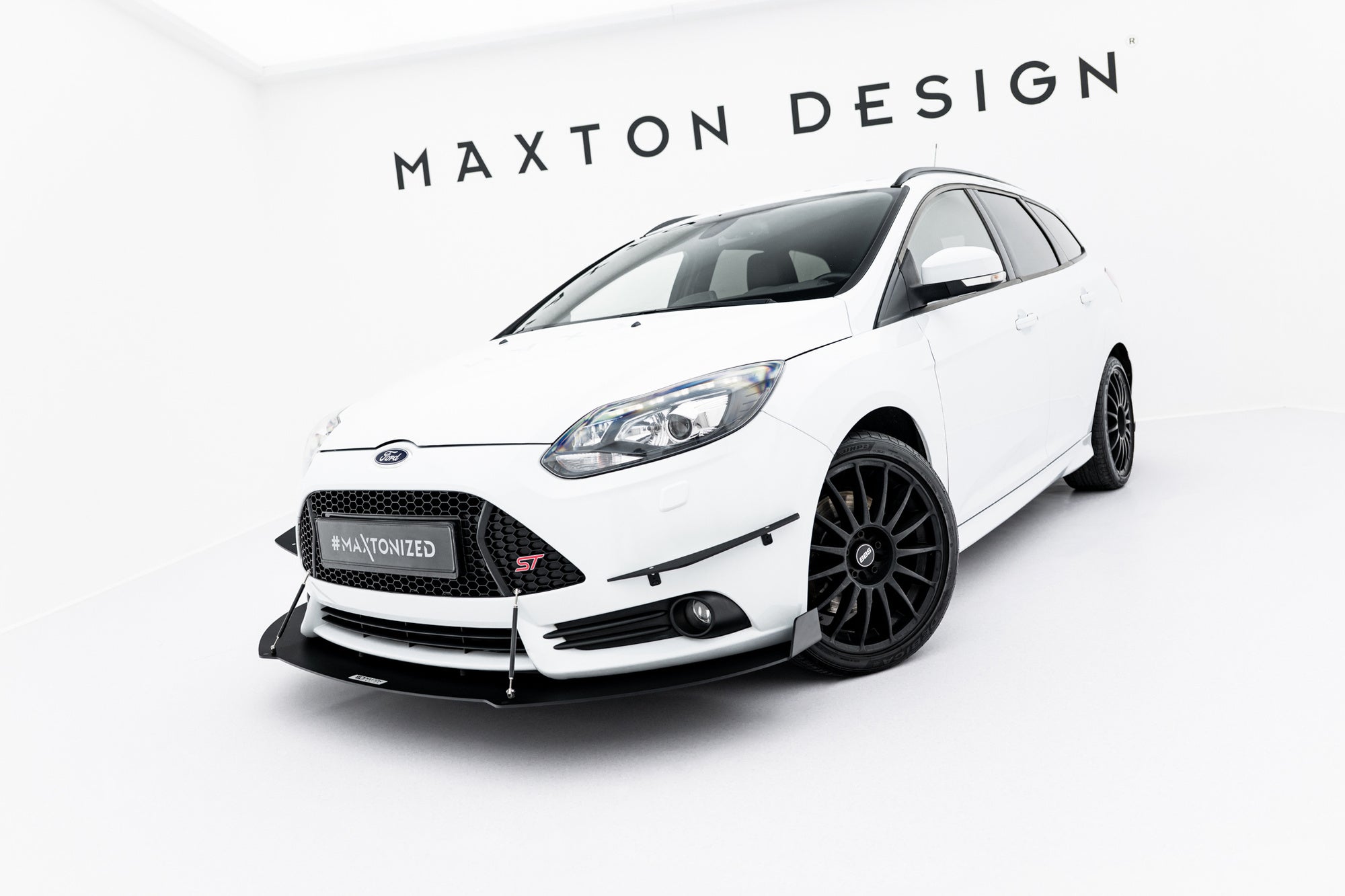 Maxton Design Racing Front Splitter V.2 para Ford Focus ST Mk3 - imagen 1