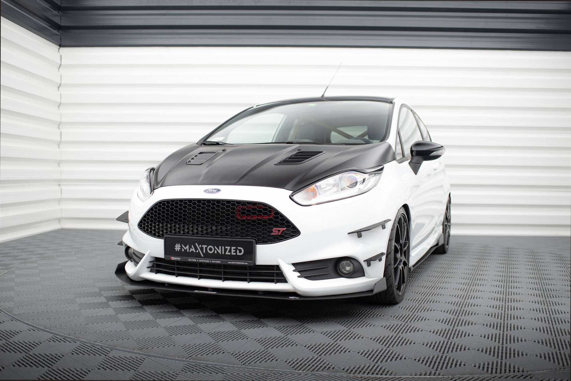 Maxton Design Splitter delantero Racing V.3 para Ford Fiesta ST Mk7 Facelift - imagen 3