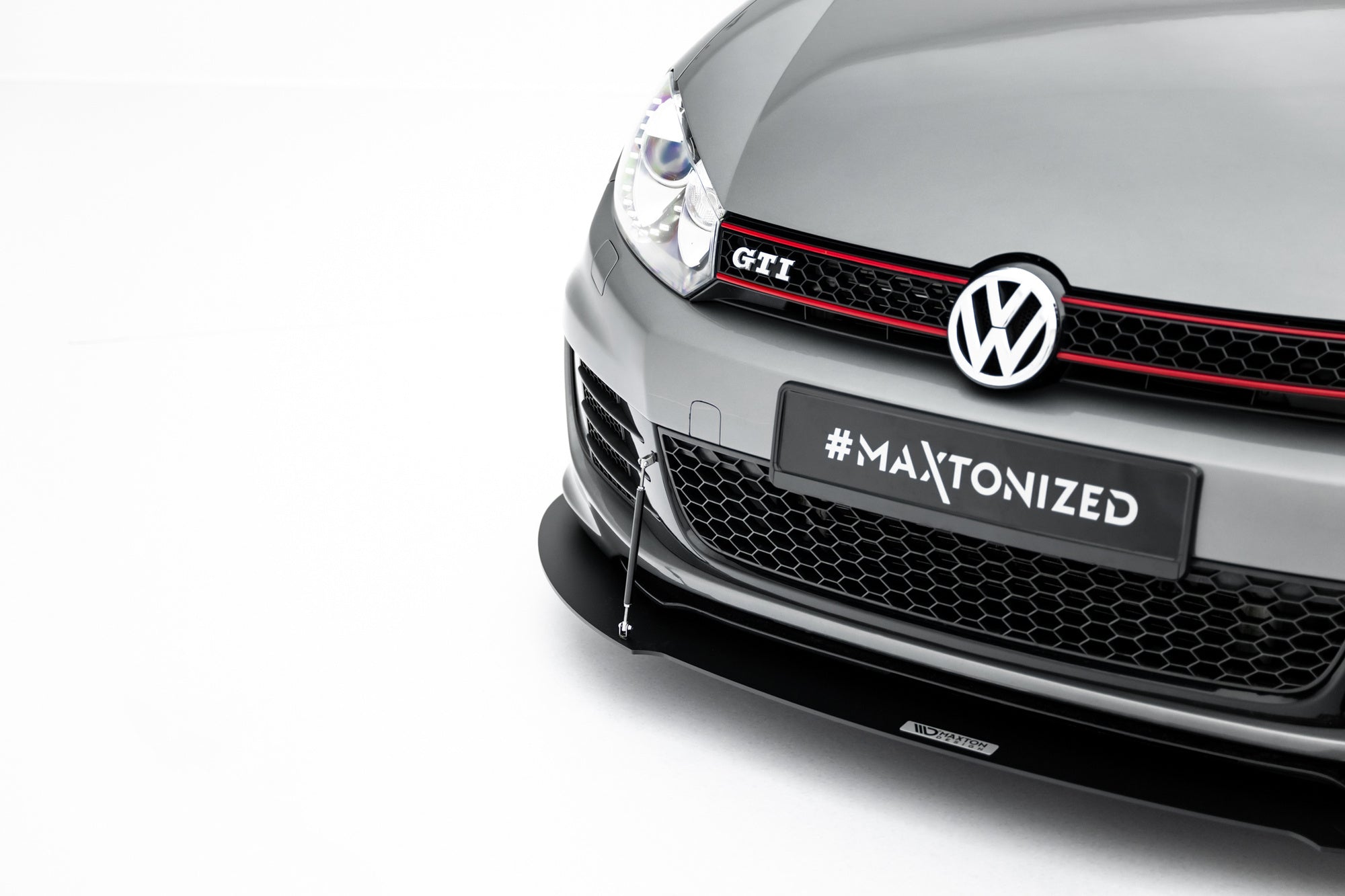 Maxton Design Front Racing Splitter para Volkswagen Golf Mk6 GTI 35TH - imagen 2