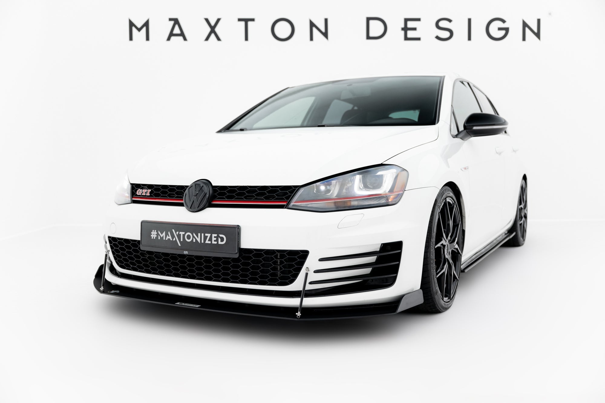 Maxton Design Front Racing Splitter para Volkswagen Golf GTI / GTD Mk7 - imagen 1