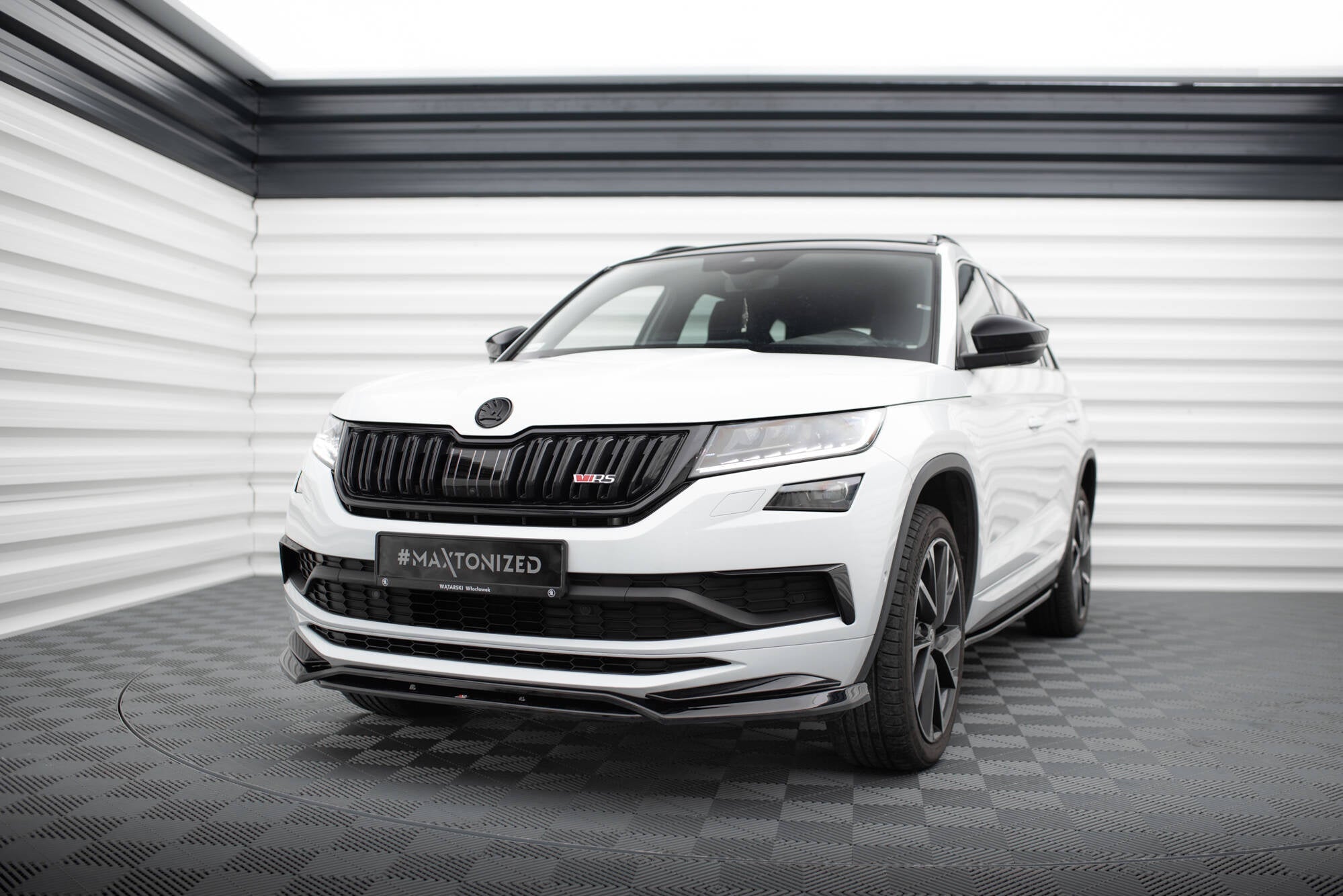 Maxton Design Splitter delantero para Skoda Kodiaq Mk1 Sportline/RS - imagen 1