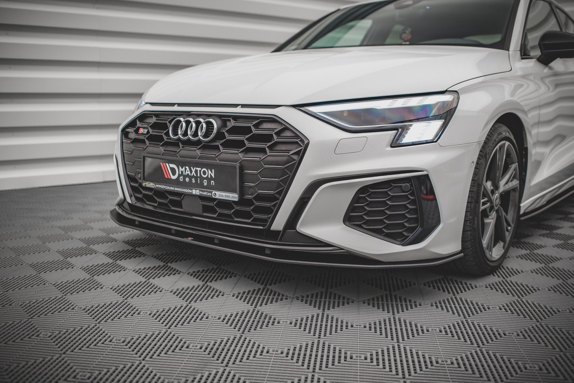 Maxton Design Street Pro Front Splitter para Audi S3 / A3 S-Line 8Y - imagen 2