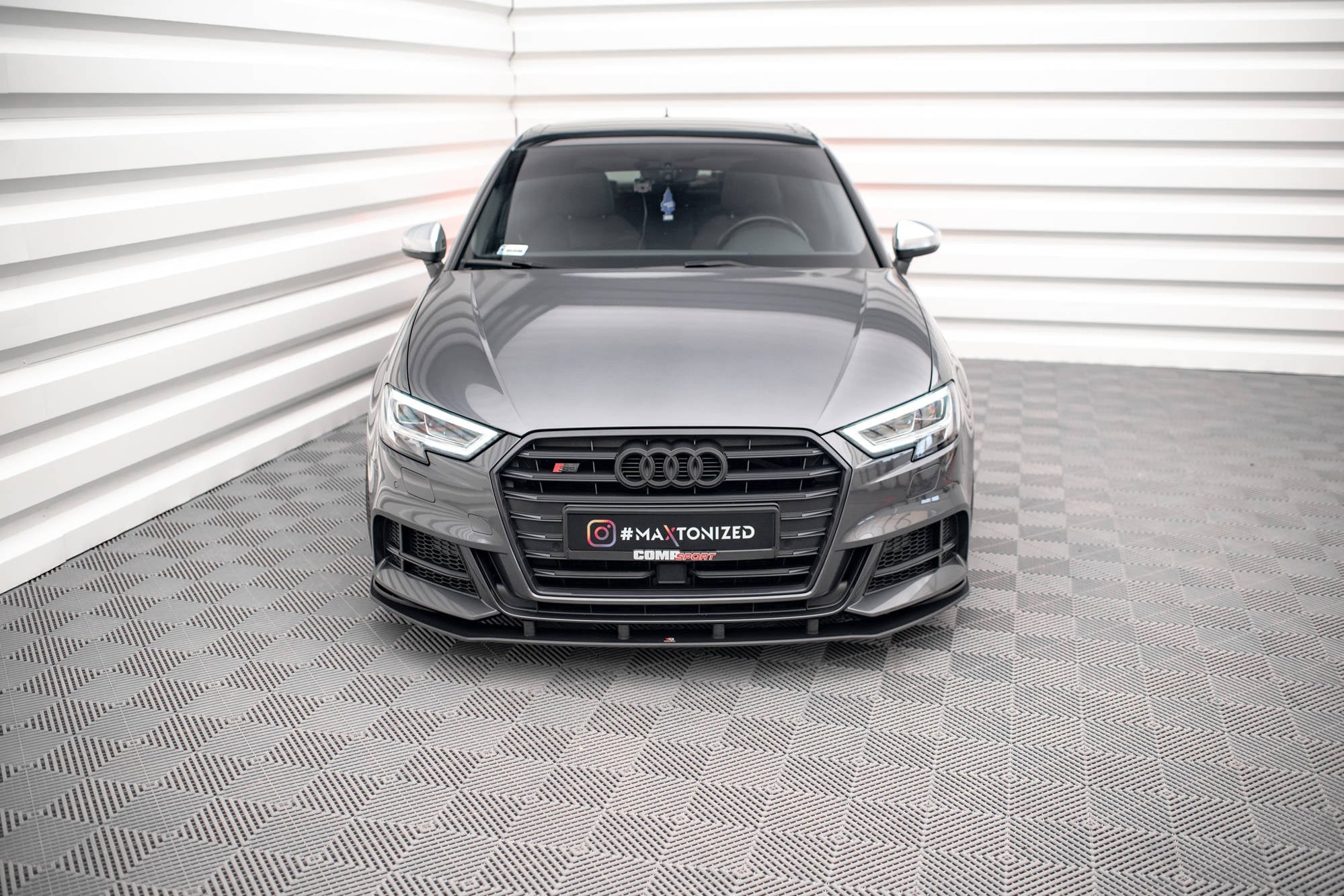 Maxton Design Street Pro Front Splitter para Audi S3 / A3 S-Line Sportback 8V Facelift - imagen 2