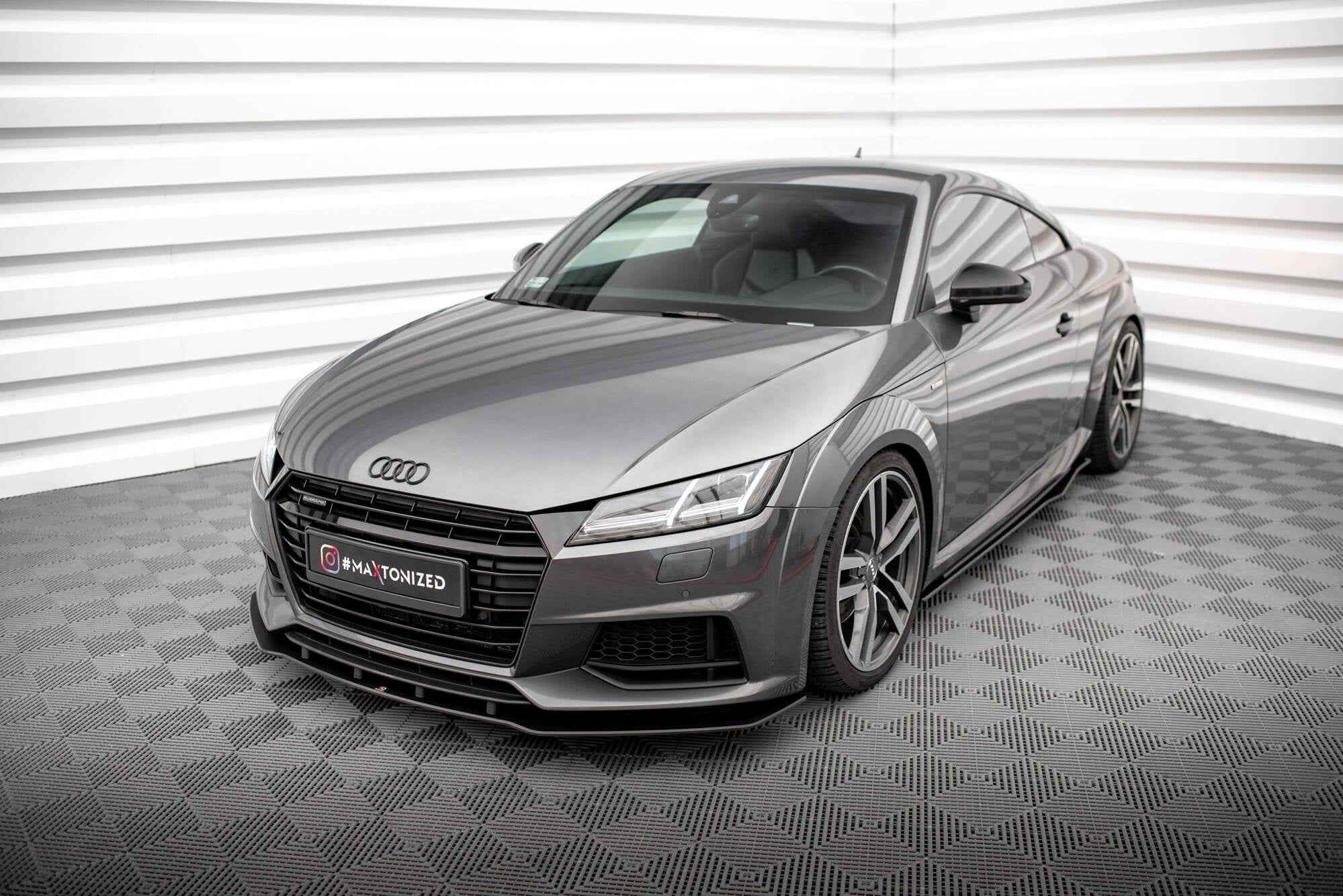 Maxton Design Street Pro Front Splitter para Audi TT S / S-Line 8S - imagen 1