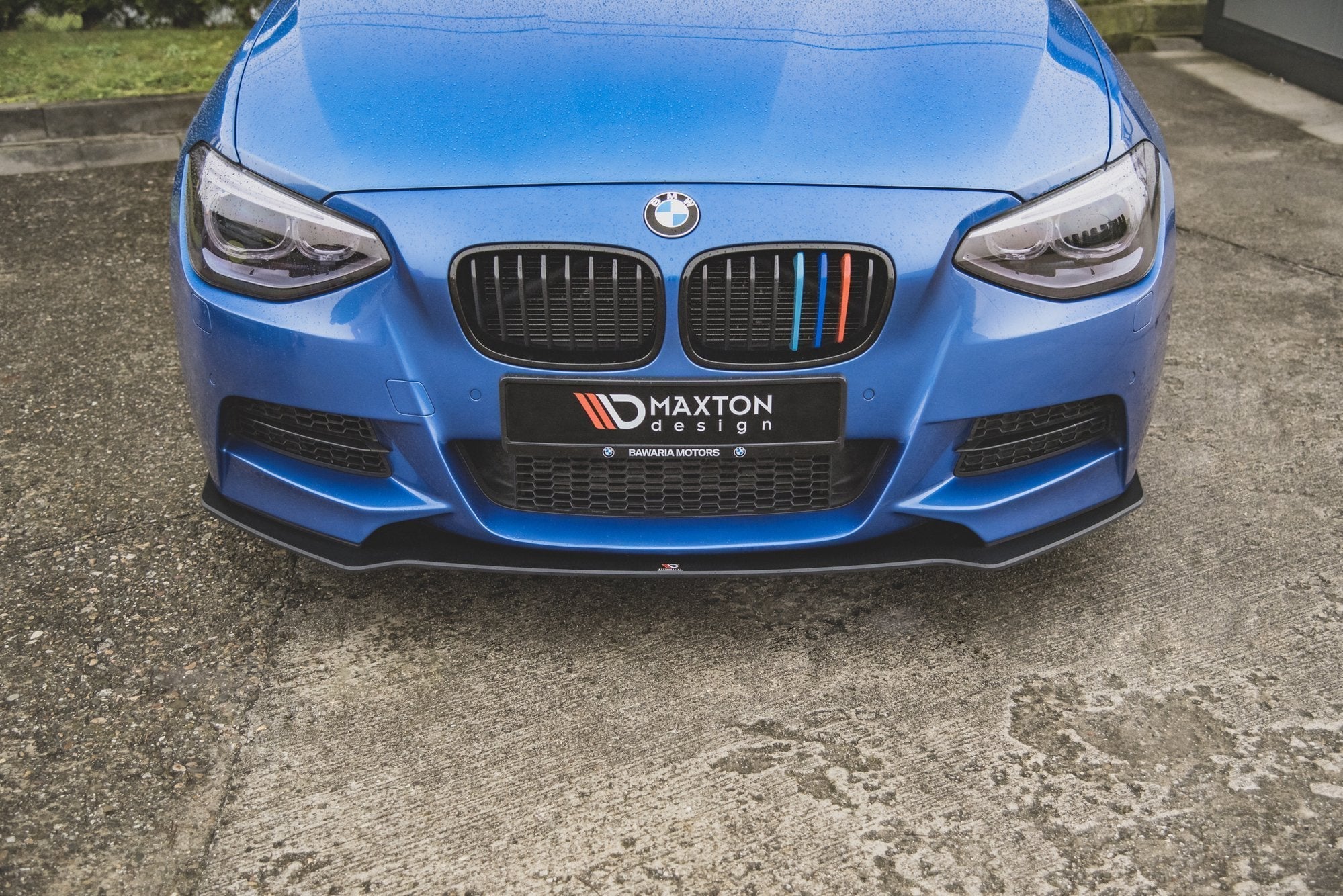 Maxton Design Street Pro Front Splitter para BMW M135i F20 - imagen 1
