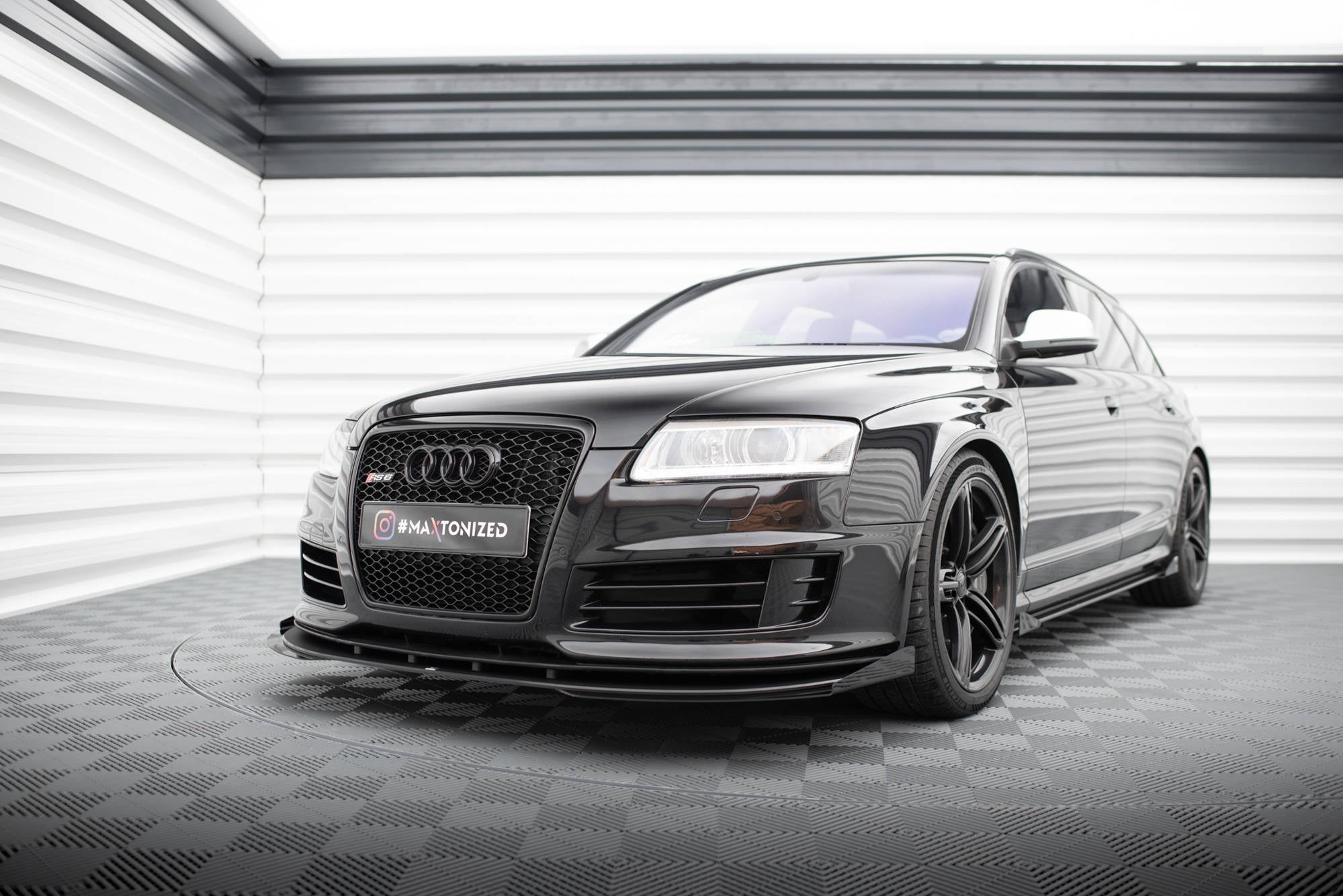 Maxton Design Street Pro Front Splitter + Flaps para Audi RS6 Avant C6 - imagen 2