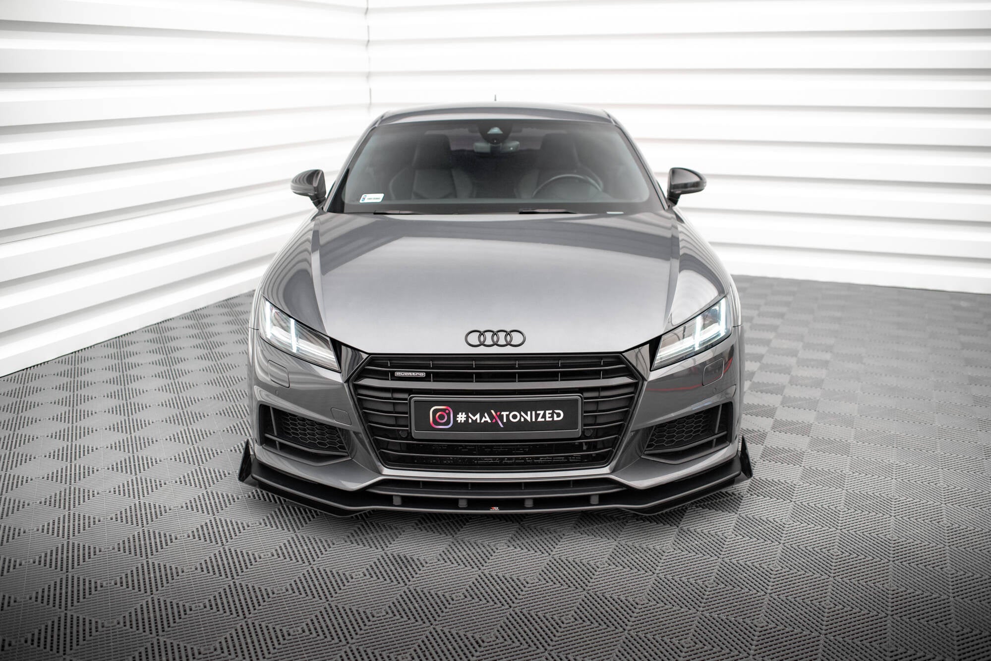Maxton Design Street Pro Front Splitter + Flaps para Audi TT S / S-Line 8S - imagen 2