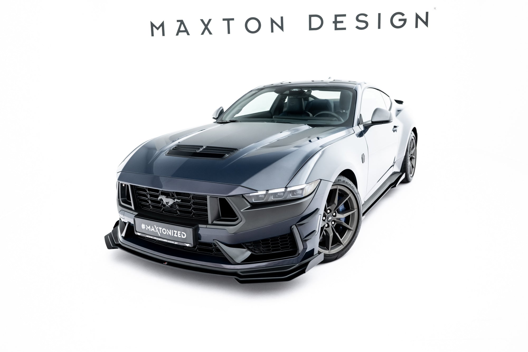 Maxton Design Street Pro Front Splitter + Flaps para Ford Mustang Dark Horse Mk7 - imagen 1
