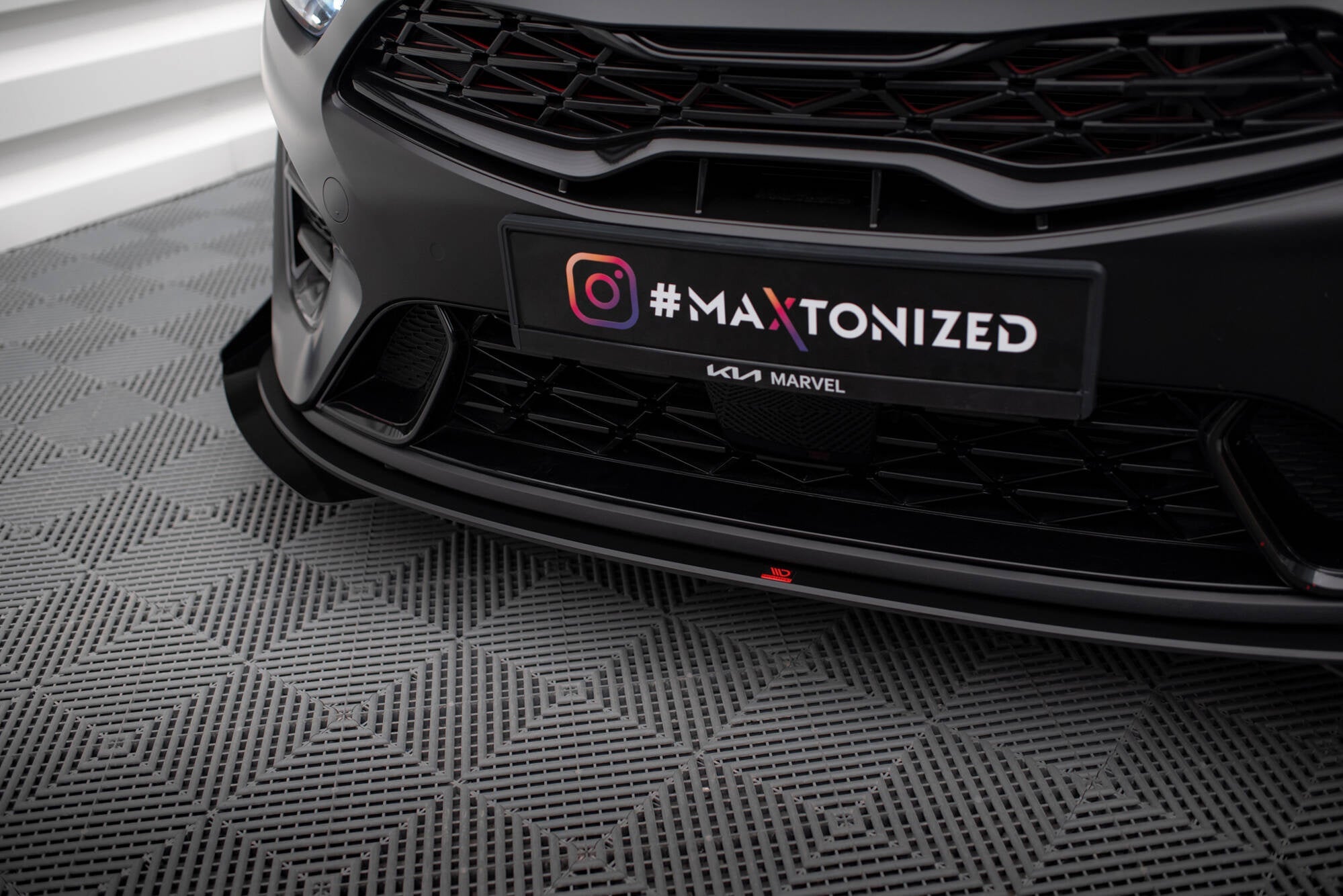 Maxton Design Street Pro Front Splitter + Flaps para Kia Proceed GT Mk3 Facelift / Ceed GT / GT - Line Mk1 Facelift - imagen 4