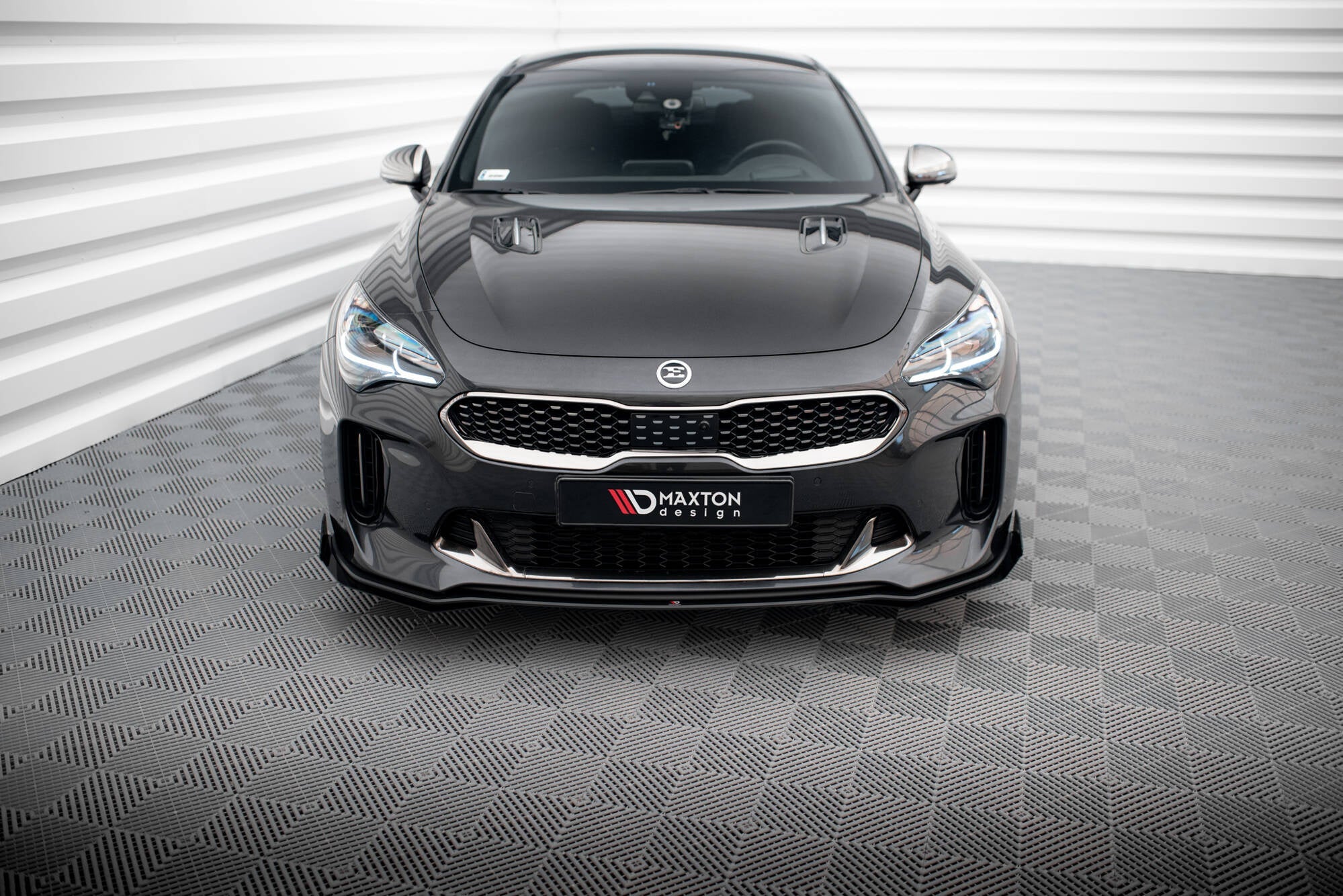Maxton Design Street Pro Front Splitter + Flaps para Kia Stinger GT / GT-Line / Standard Mk1 - imagen 2