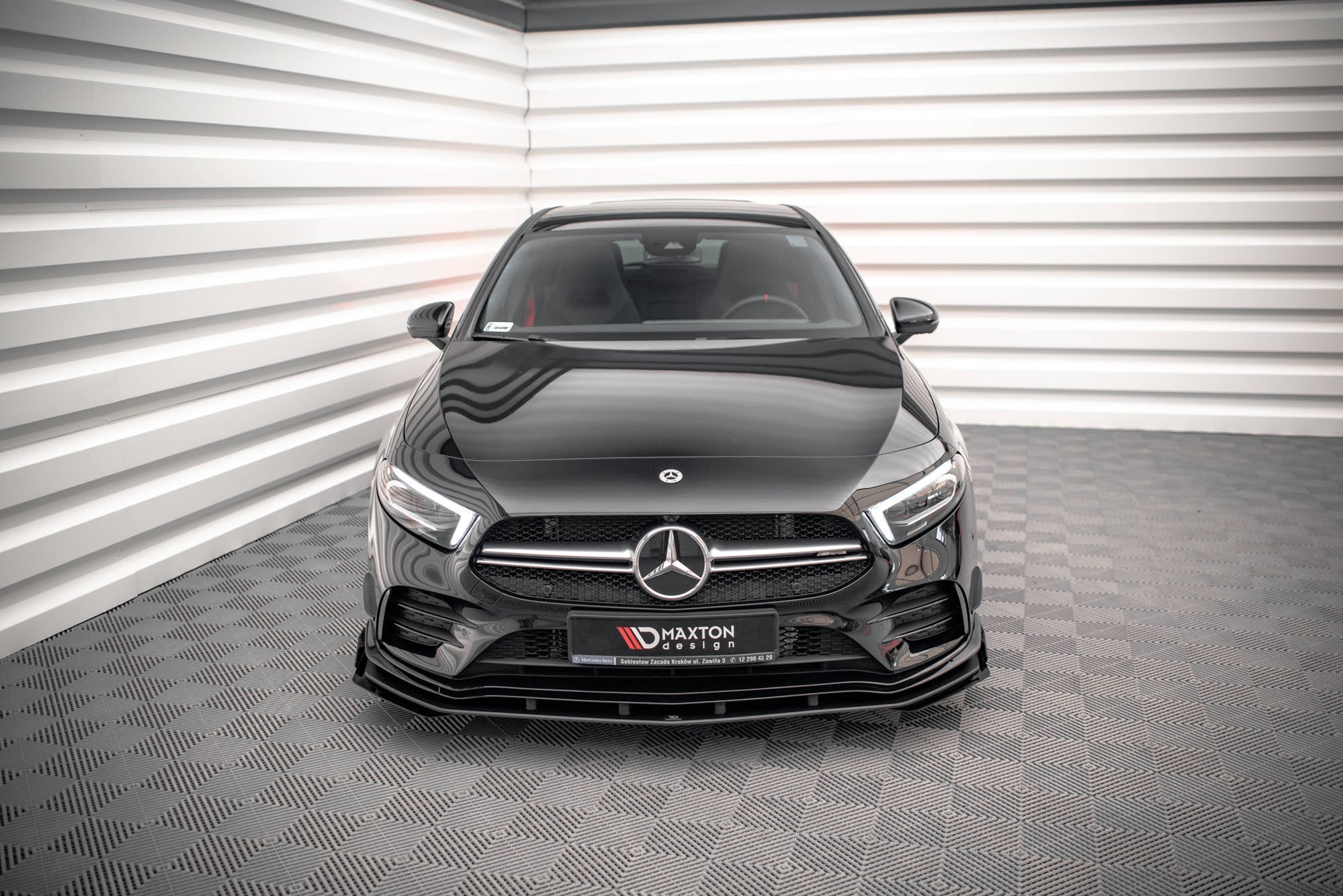 Maxton Design Street Pro Front Splitter + Flaps para Mercedes A35 AMG / AMG-Line Aero Pack W177 - imagen 2