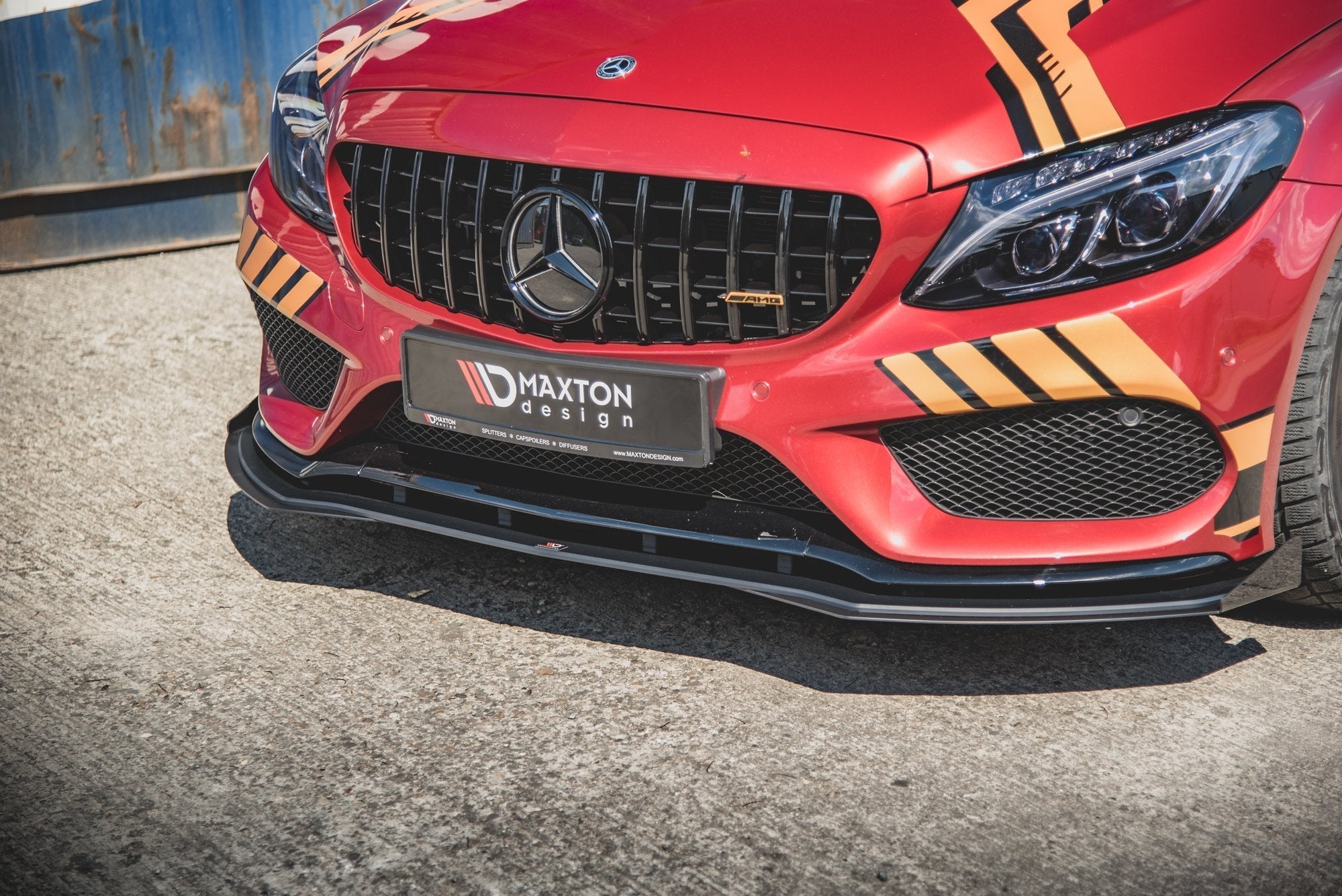 Maxton Design Street Pro Front Splitter + Flaps para Mercedes-AMG C43 / AMG-Line Coupe C205 - imagen 4