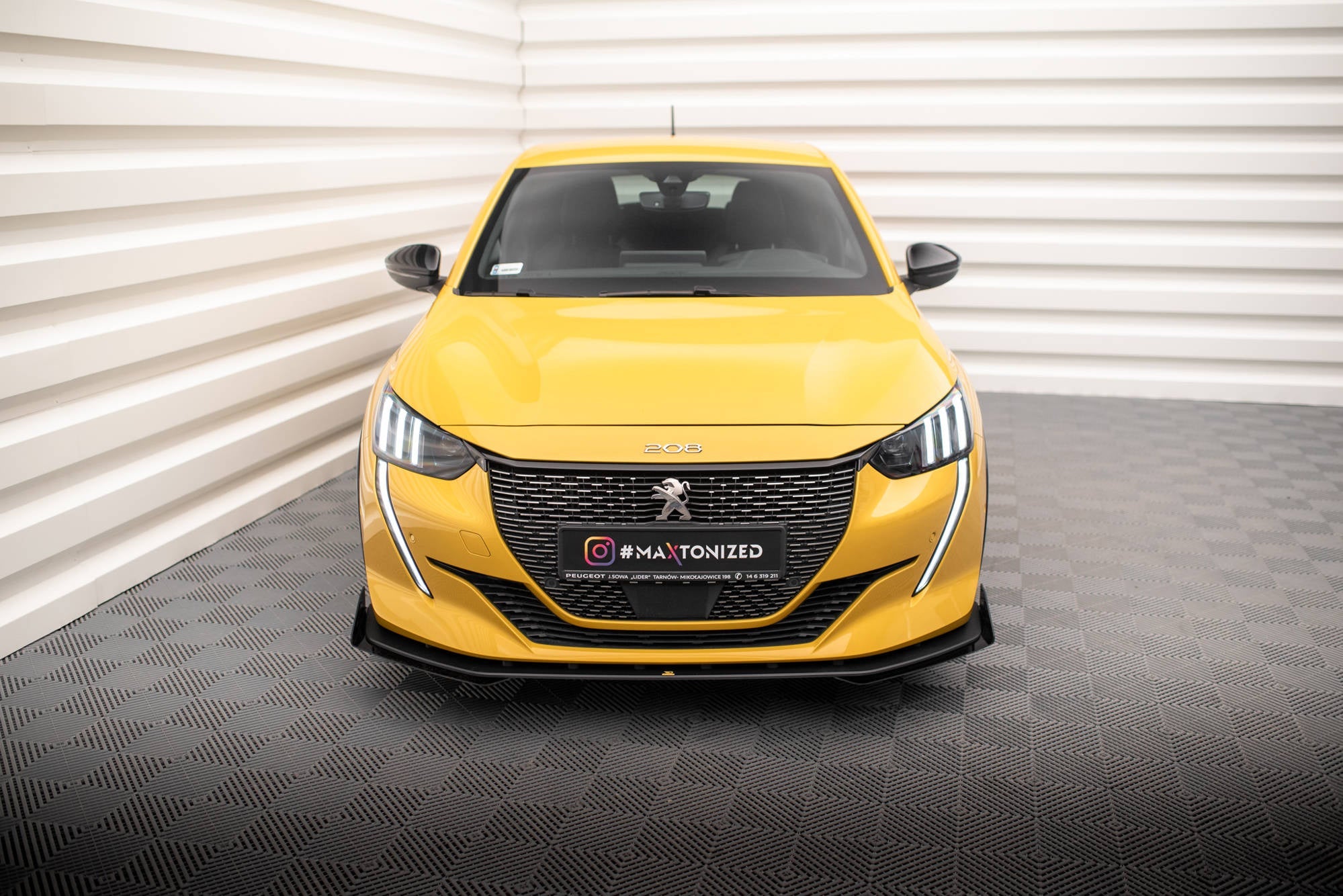 Maxton Design Street Pro Front Splitter + Flaps para Peugeot 208 GT Mk2 - imagen 2