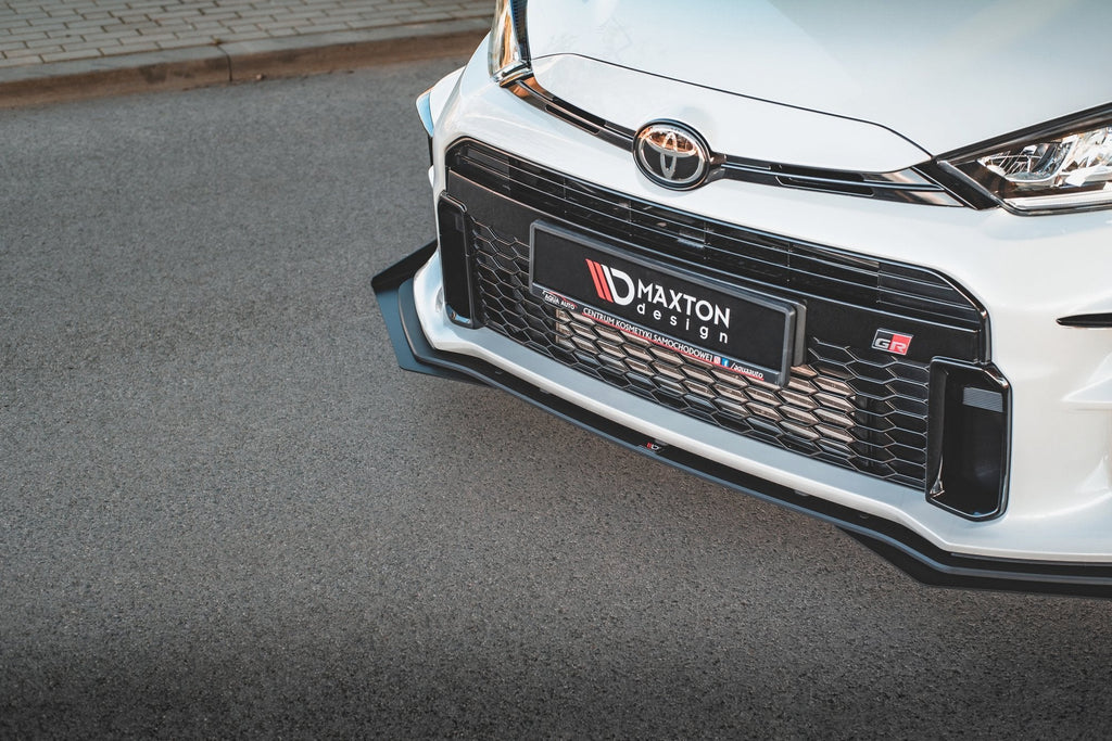 Maxton Design Street Pro Front Splitter + Flaps para Toyota GR Yaris Mk4 - imagen 4