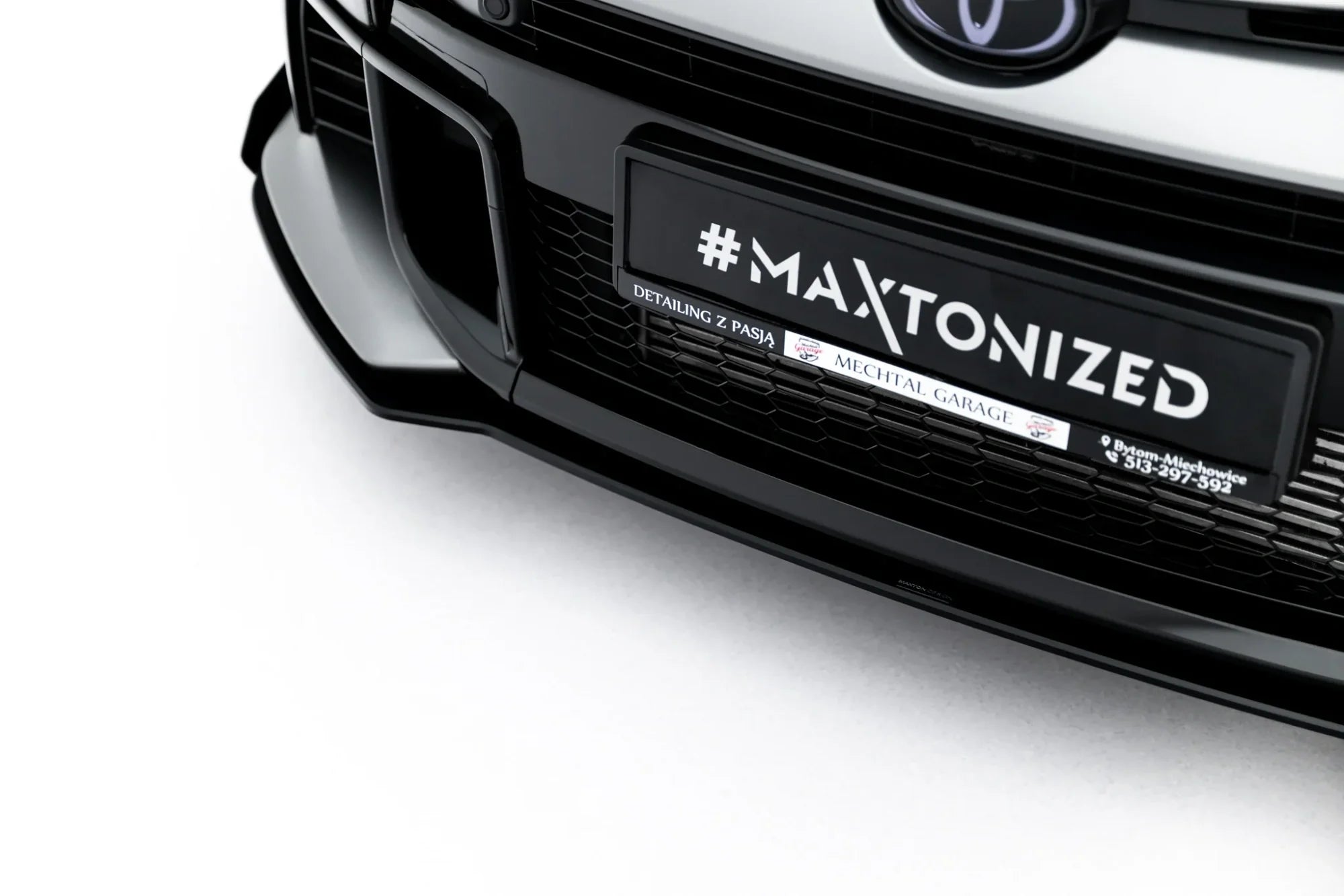 Maxton Design Street Pro Front Splitter + Flaps para Toyota GR Yaris Mk4 Facelift - imagen 7