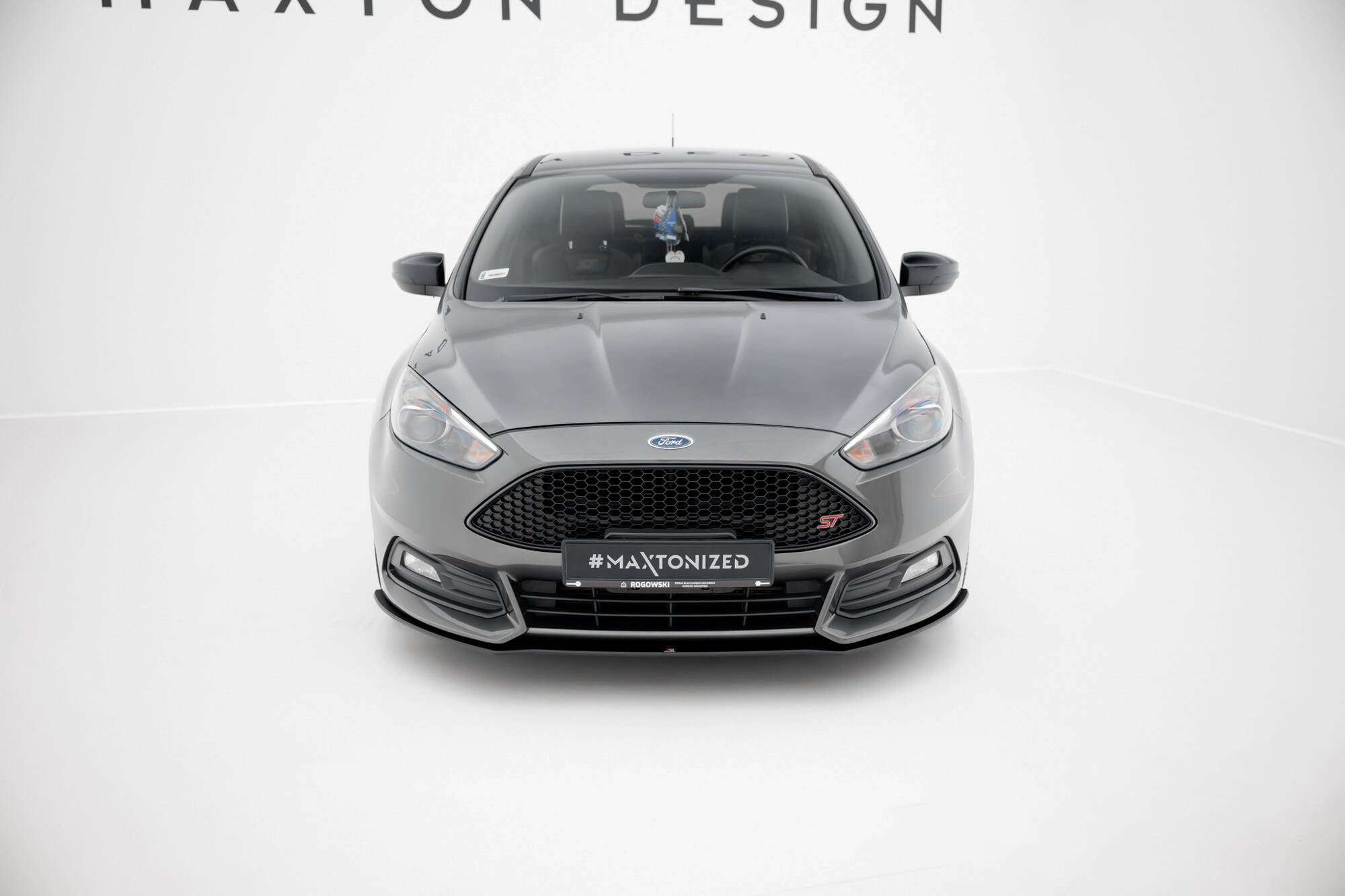 Maxton Design Street Pro Front Splitter para Ford Focus ST Mk3 Facelift - imagen 2