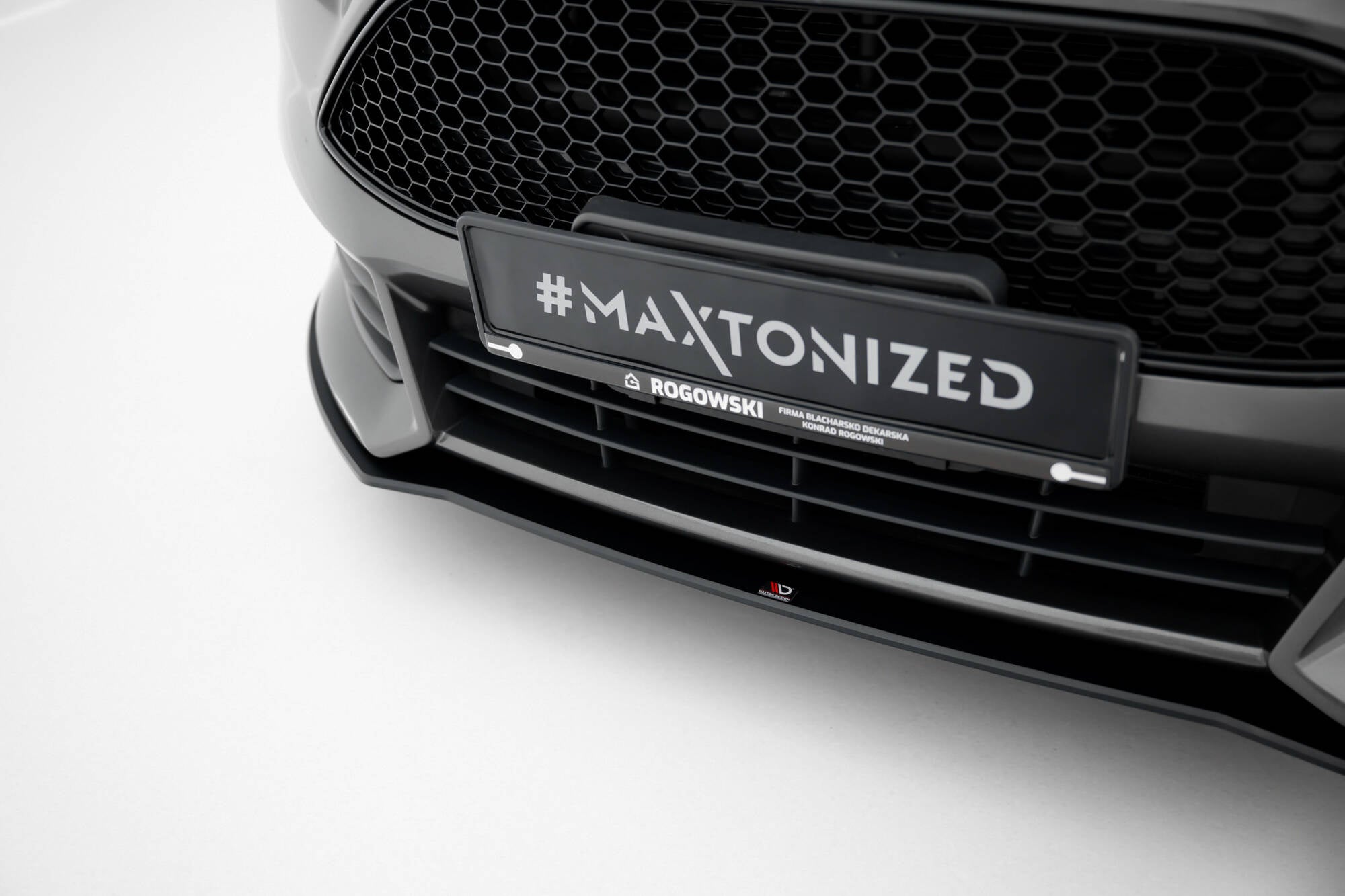 Maxton Design Street Pro Front Splitter para Ford Focus ST Mk3 Facelift - imagen 3