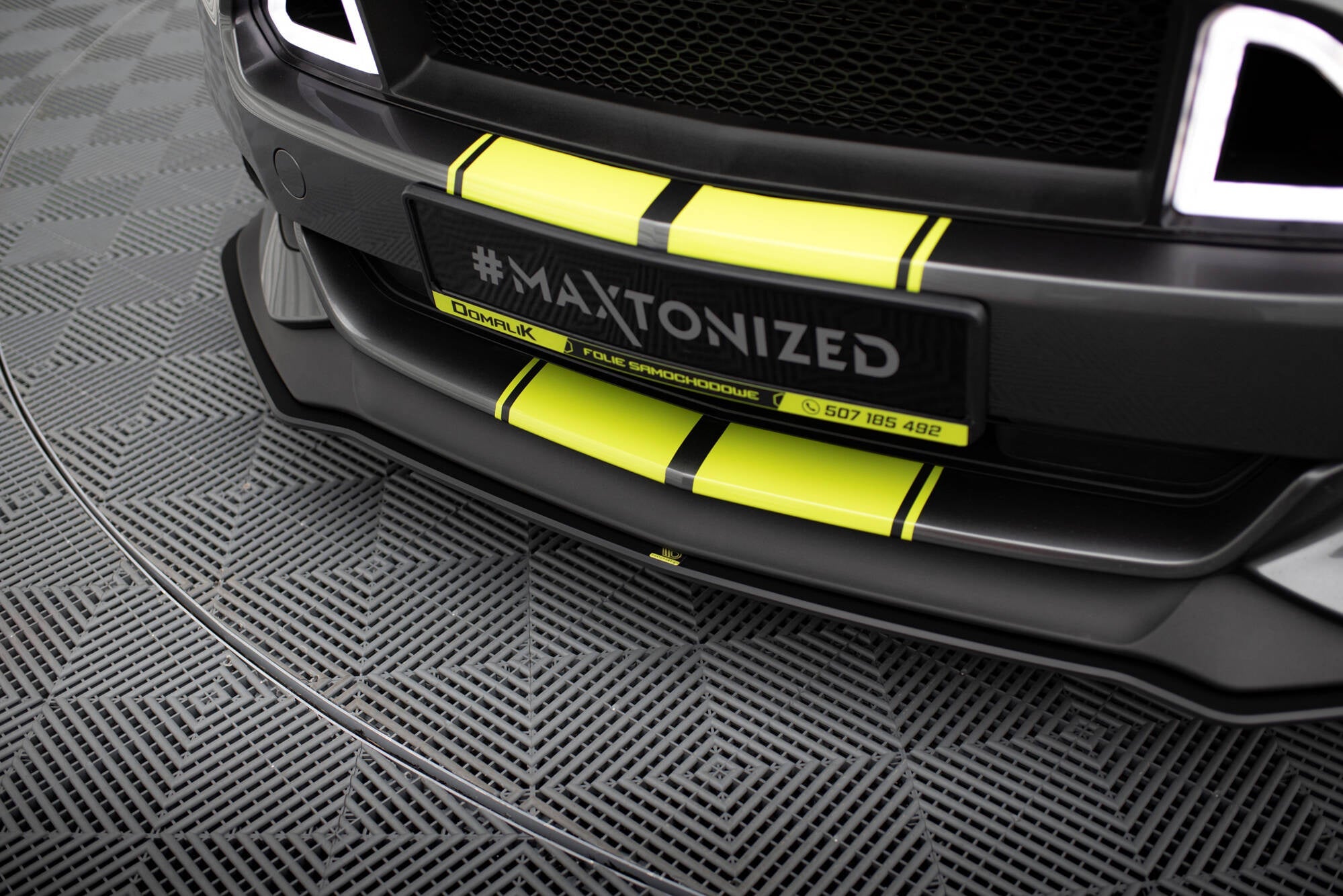 Maxton Design Street Pro Front Splitter para Ford Mustang GT Mk6 - imagen 3