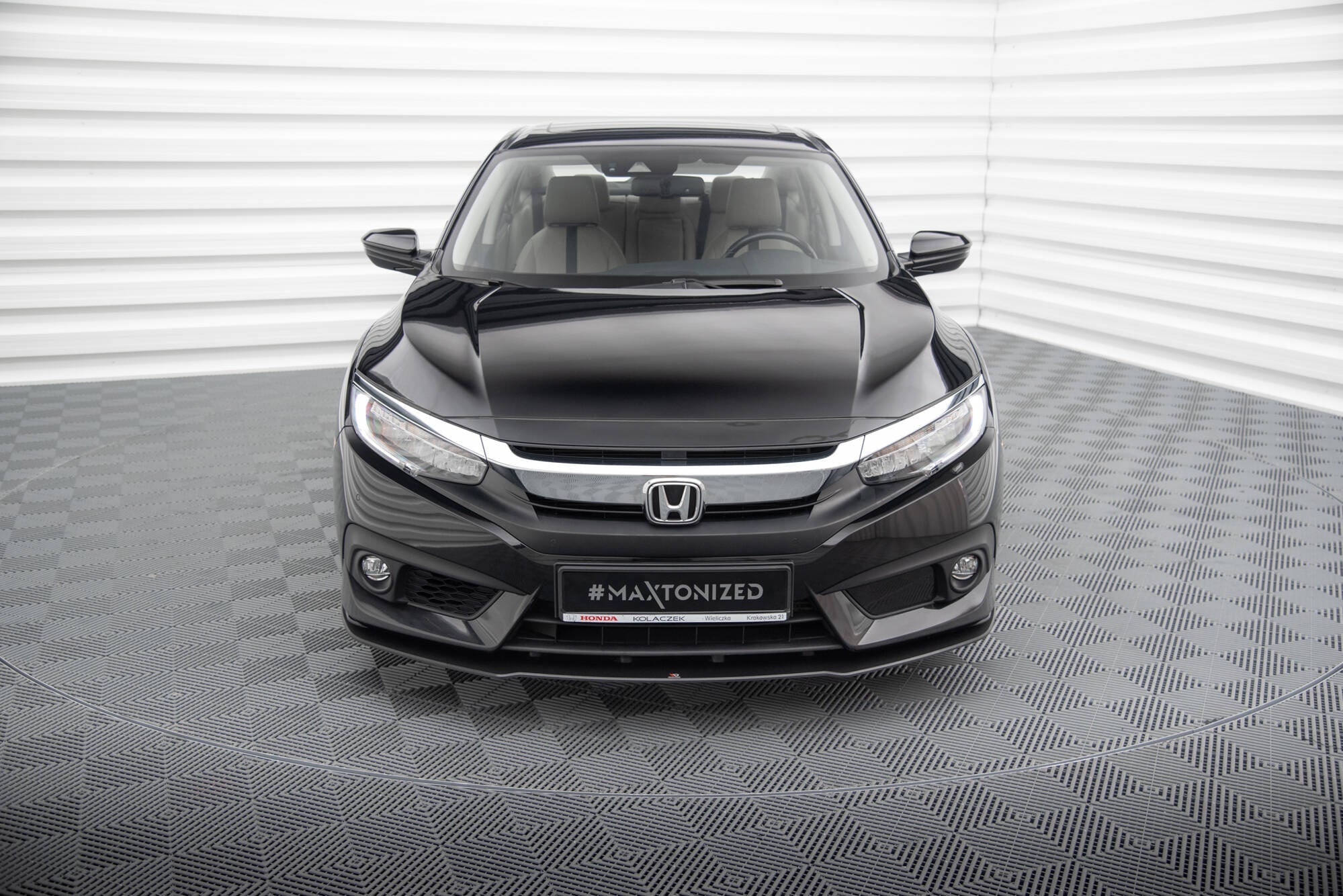 Maxton Design Street Pro Front Splitter para Honda Civic Sedan Mk10 - imagen 2
