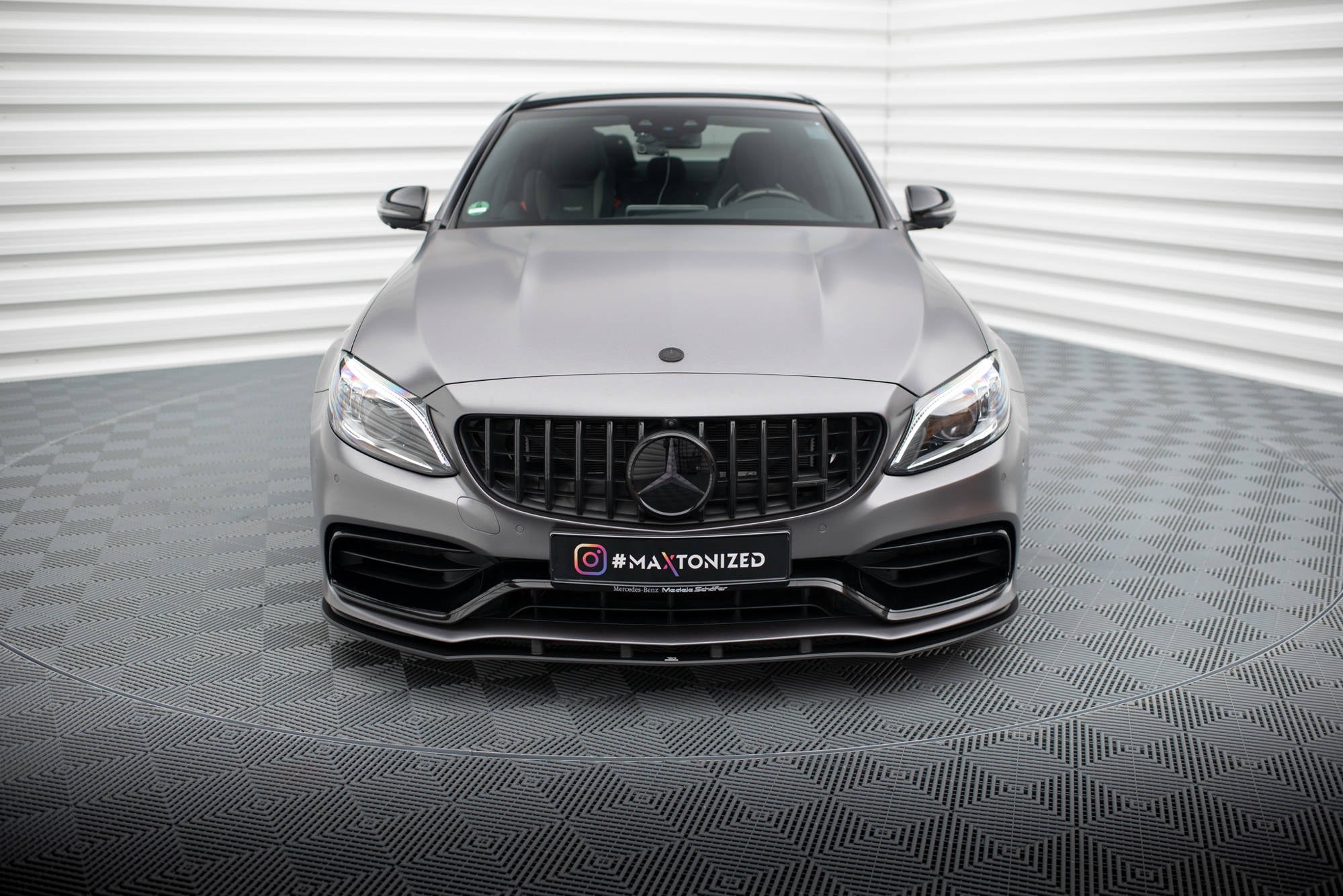 Maxton Design Street Pro Front Splitter para Mercedes-AMG C63 Sedan / Estate W205 Facelift - imagen 2