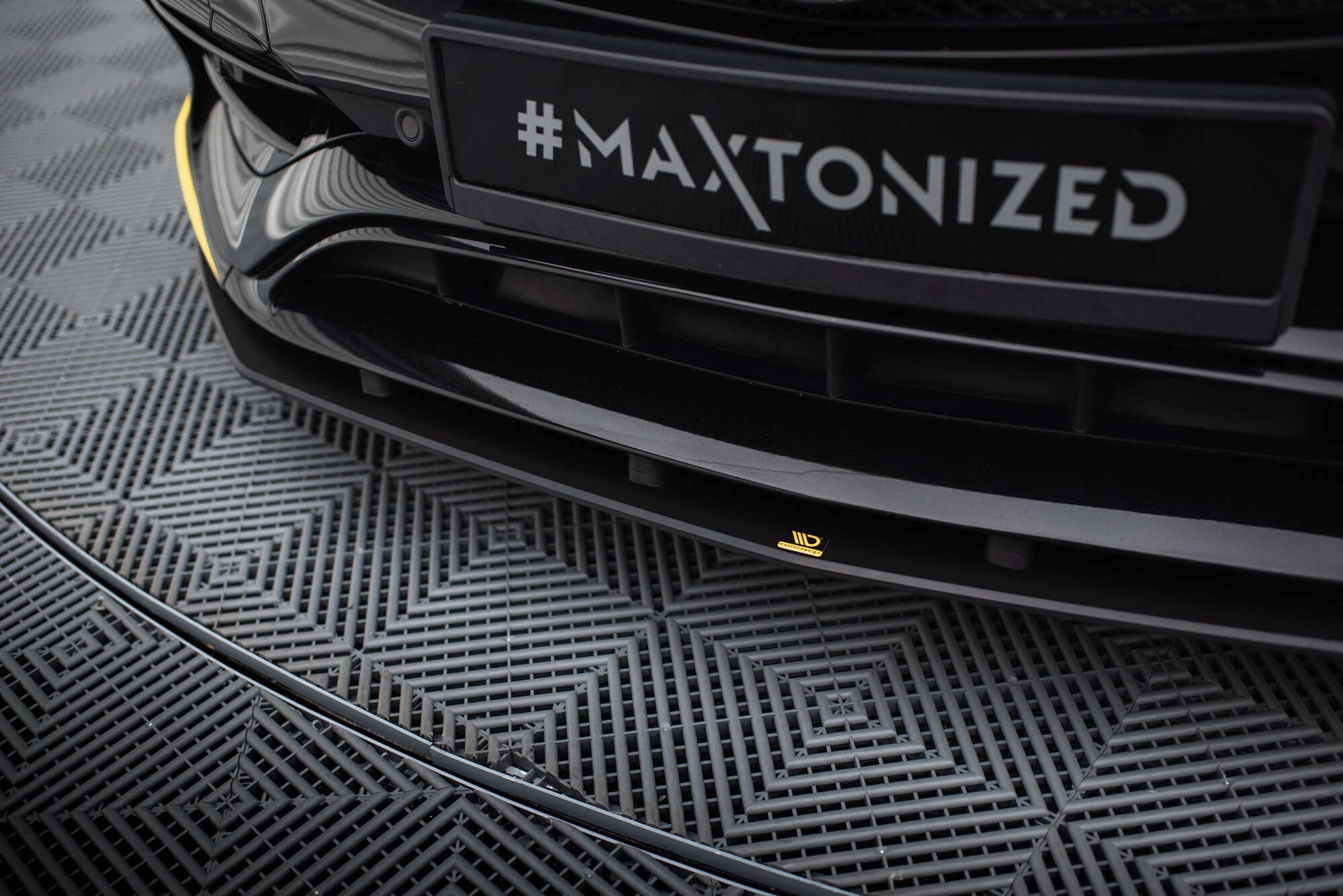 Maxton Design Street Pro Front Splitter para Mercedes-AMG CLA 45 Aero C117 Facelift - imagen 4