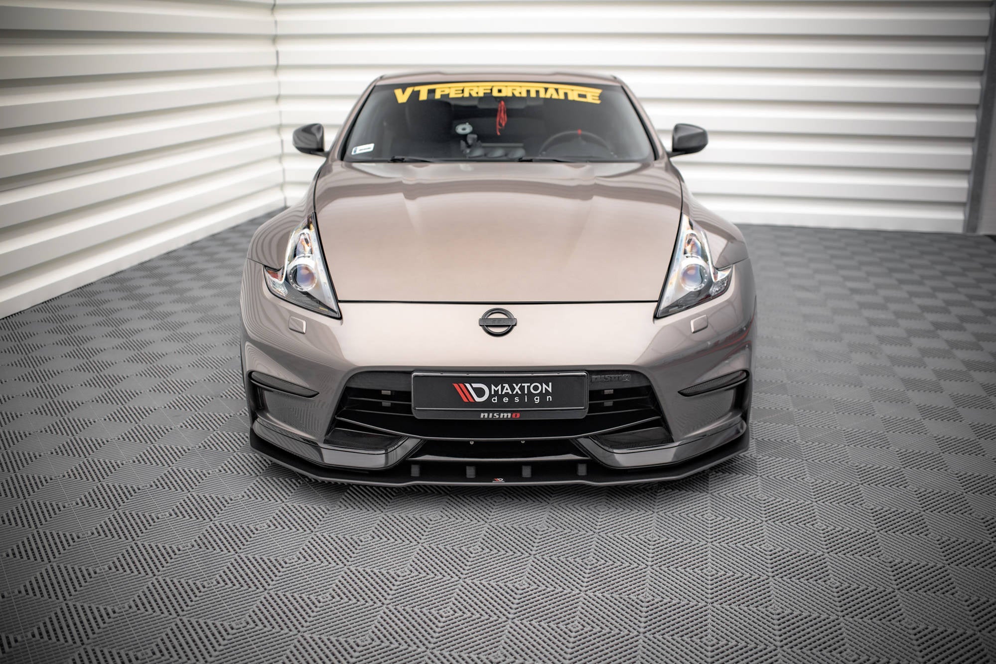 Maxton Design Street Pro Front Splitter para Nissan 370Z Nismo Facelift - imagen 2