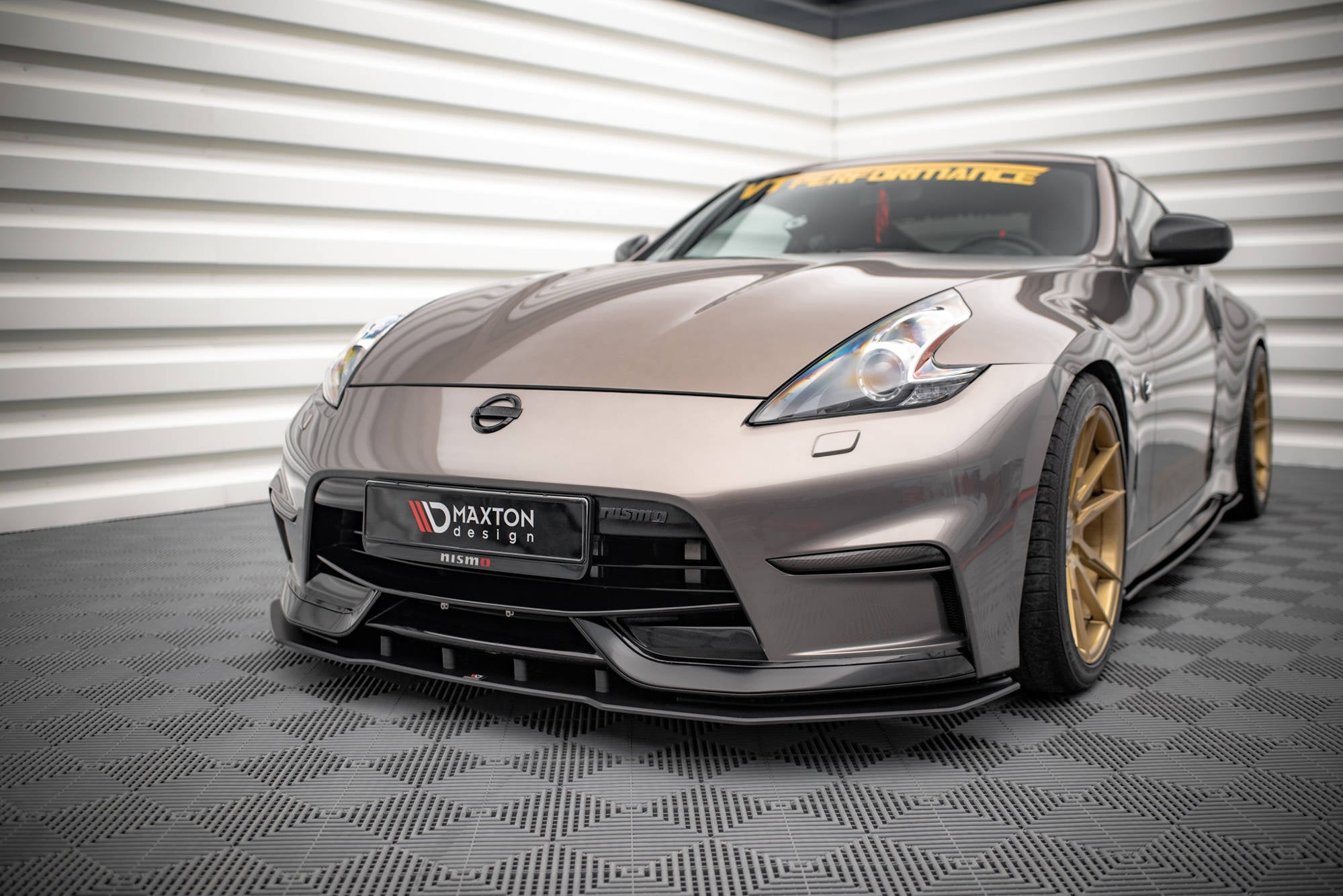 Maxton Design Street Pro Front Splitter para Nissan 370Z Nismo Facelift - imagen 1