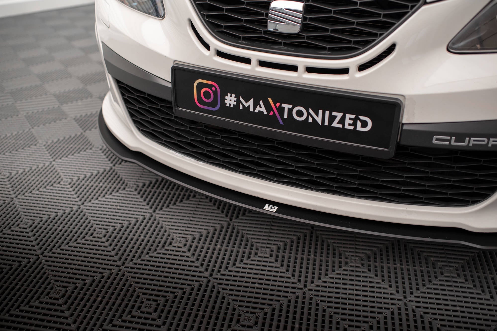Maxton Design Street Pro Front Splitter para Seat Ibiza Cupra Sport Coupe Mk4 - imagen 3