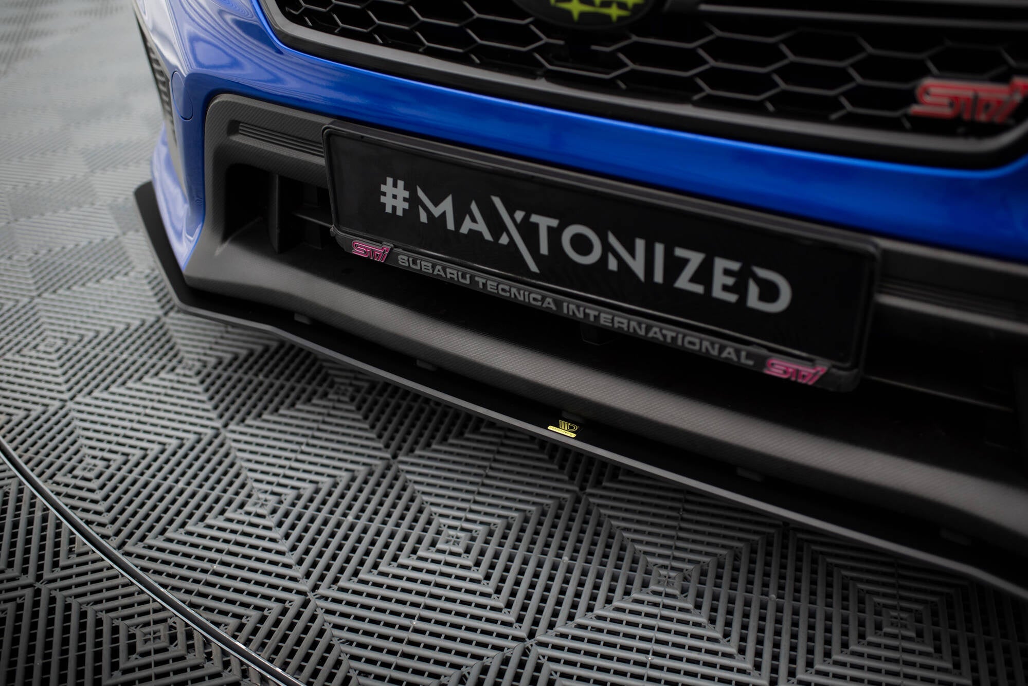 Maxton Design Street Pro Front Splitter para Subaru WRX STI Mk1 Facelift - imagen 3