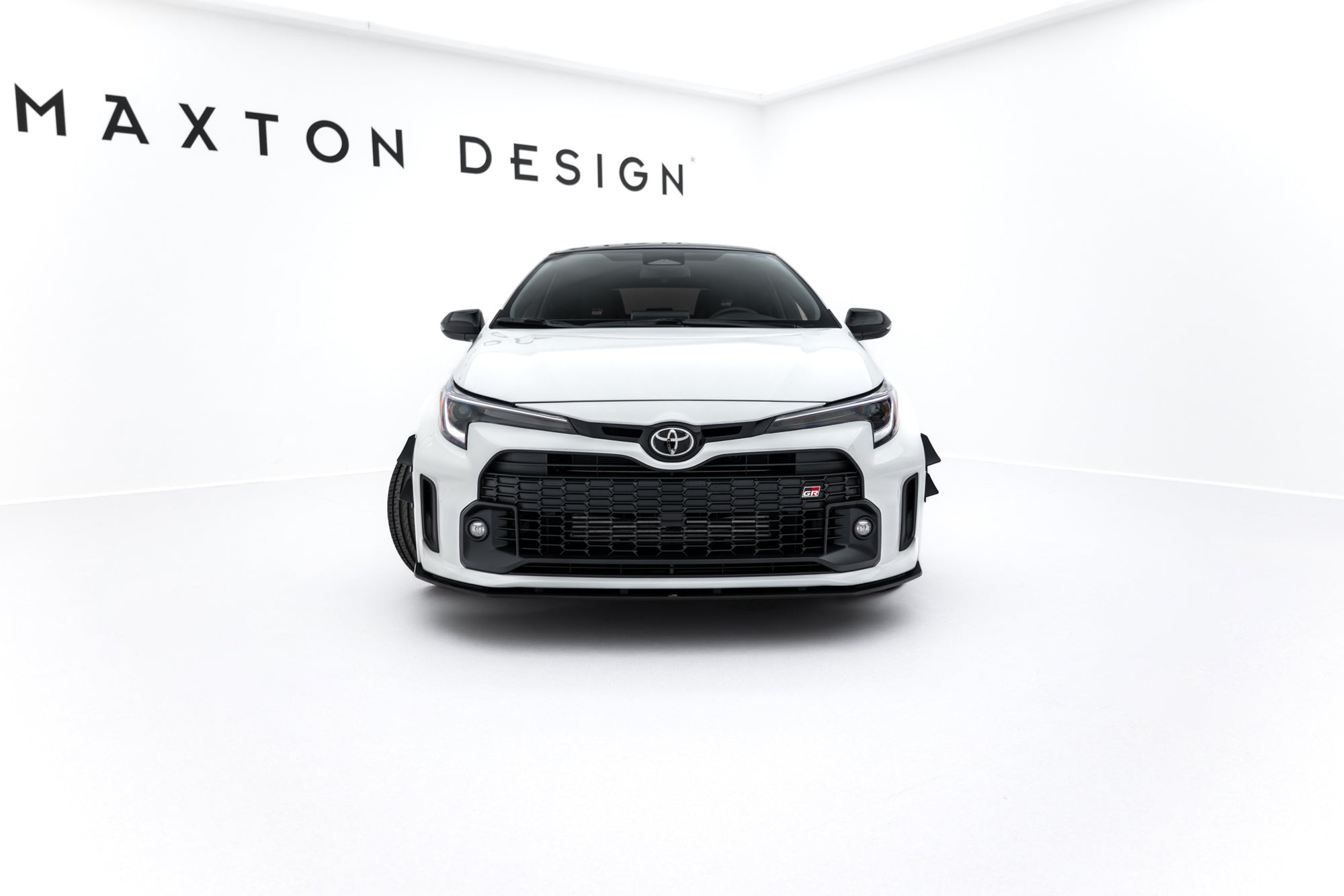 Maxton Design Street Pro Front Splitter para Toyota GR Corolla Mk12 - imagen 3
