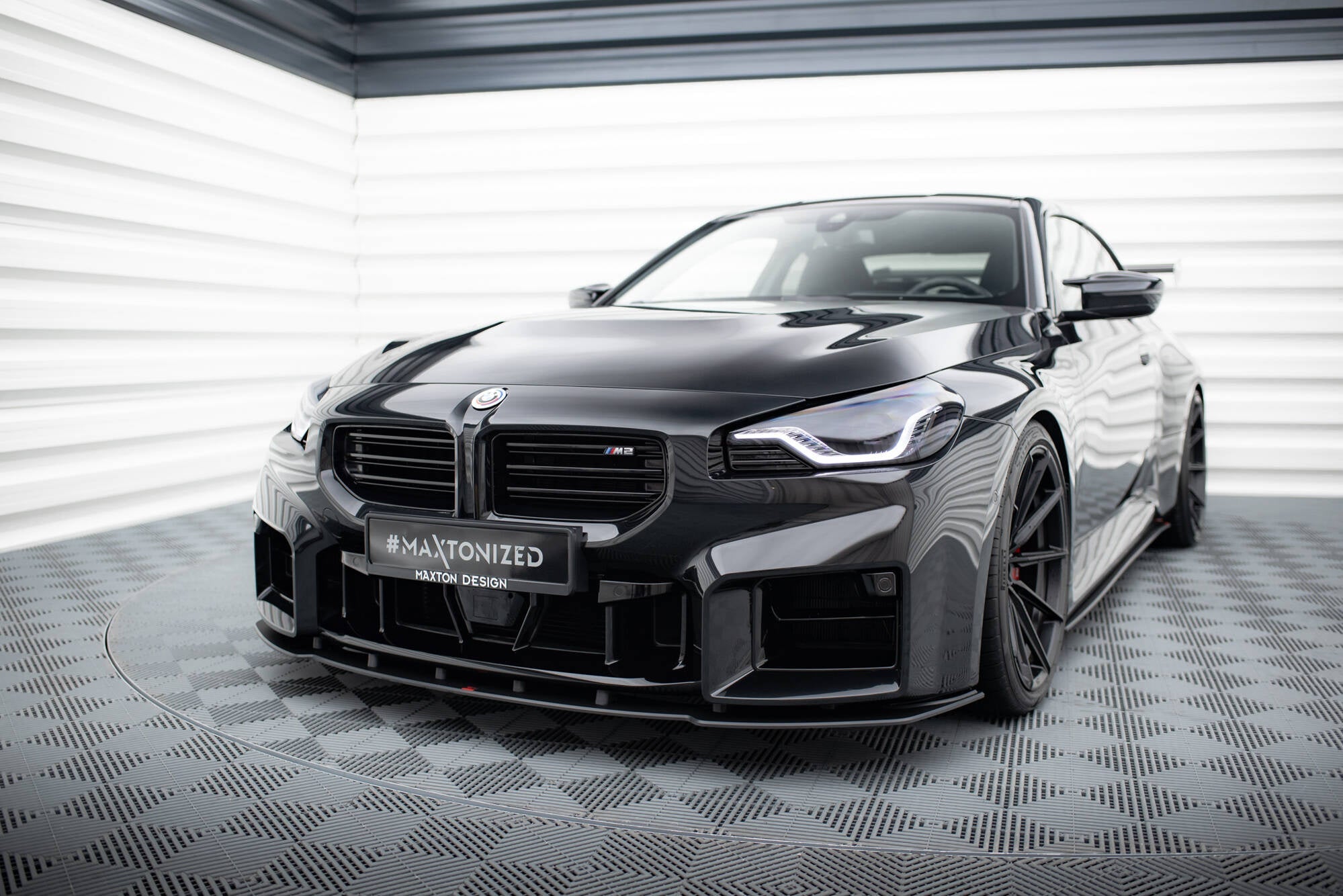Maxton Design Street Pro Front Splitter V.1 para BMW M2 G87 - imagen 1