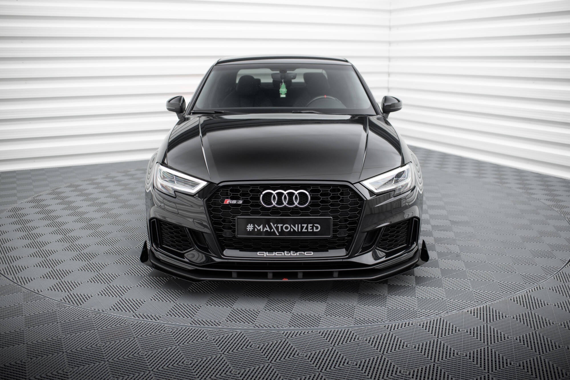Maxton Design Street Pro Front Splitter V.1 + Flaps para Audi RS3 Sedan 8V Facelift - imagen 2