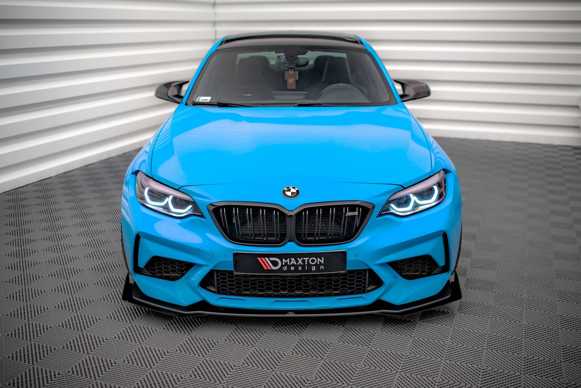 Maxton Design Street Pro Front Splitter V.1 + Flaps para BMW M2 Competition F87 - imagen 1