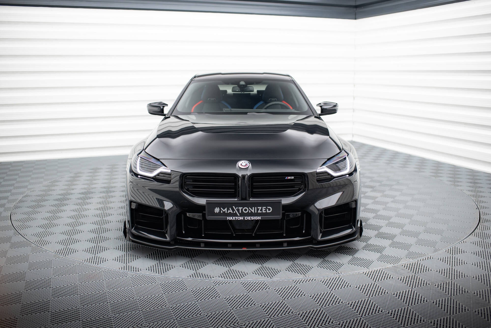 Maxton Design Street Pro Front Splitter V.1 + Flaps para BMW M2 G87 - imagen 2