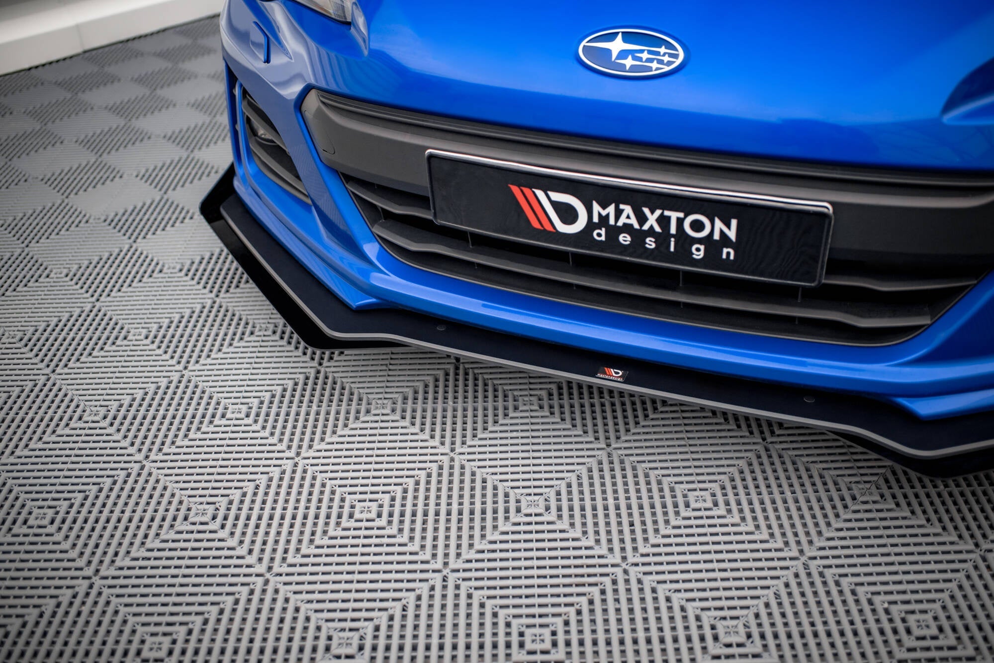 Maxton Design Street Pro Front Splitter V.1 + Flaps para Subaru BRZ Mk1 Facelift - imagen 3