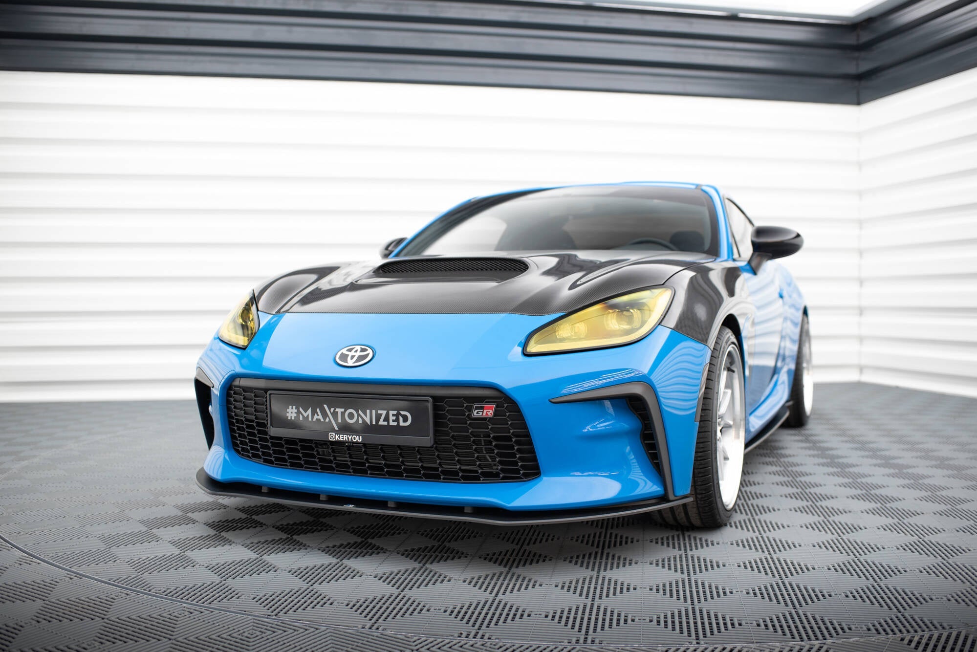 Maxton Design Street Pro Front Splitter V.1 para Toyota GR86 Mk1 - imagen 1